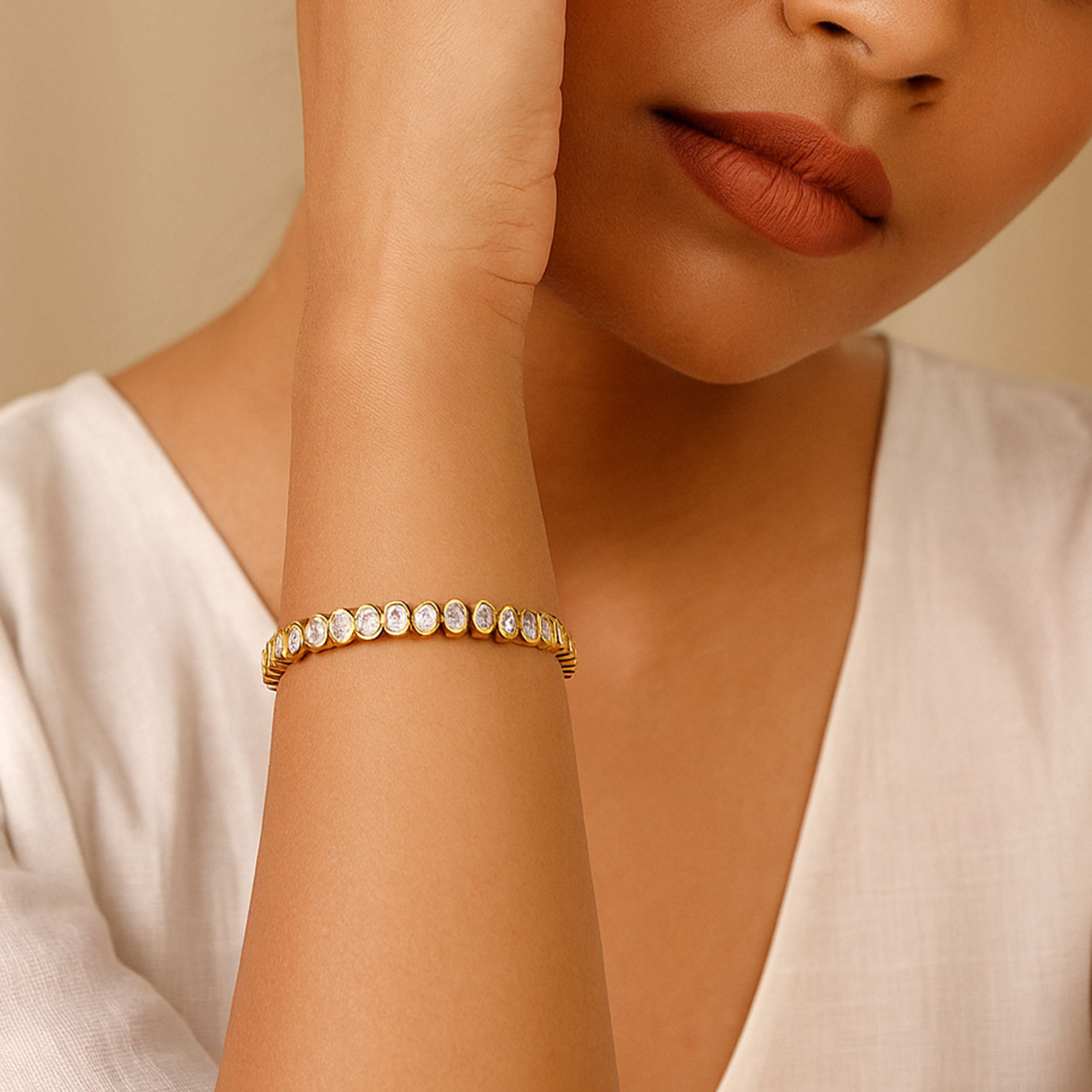Empress Gleam Polki Bracelet
 - Senco Gold and Diamonds