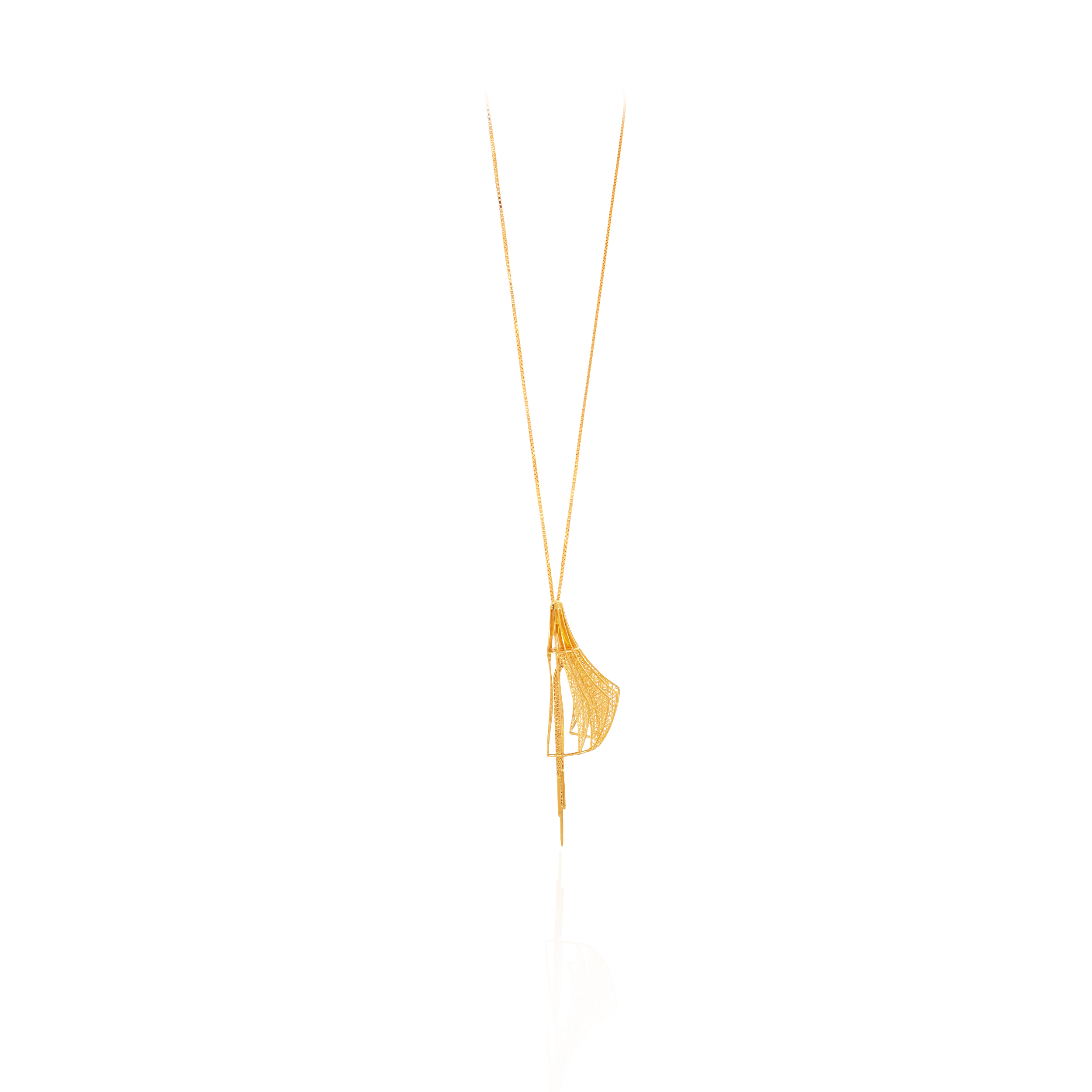 Creative Lantern Gold Chain Pendant - Senco Gold and Diamonds