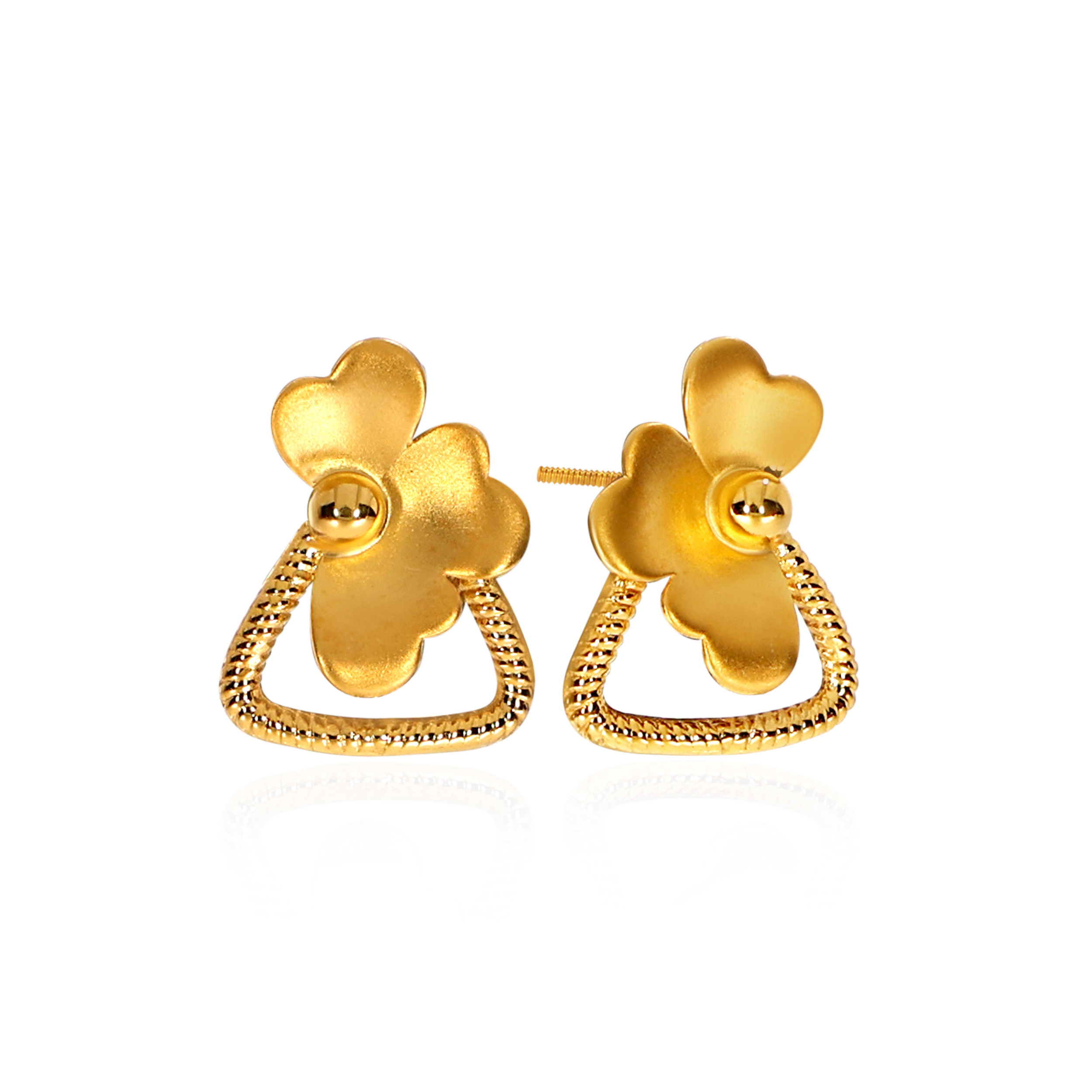 Daisy Sheen Gold Studs - Senco Gold and Diamonds