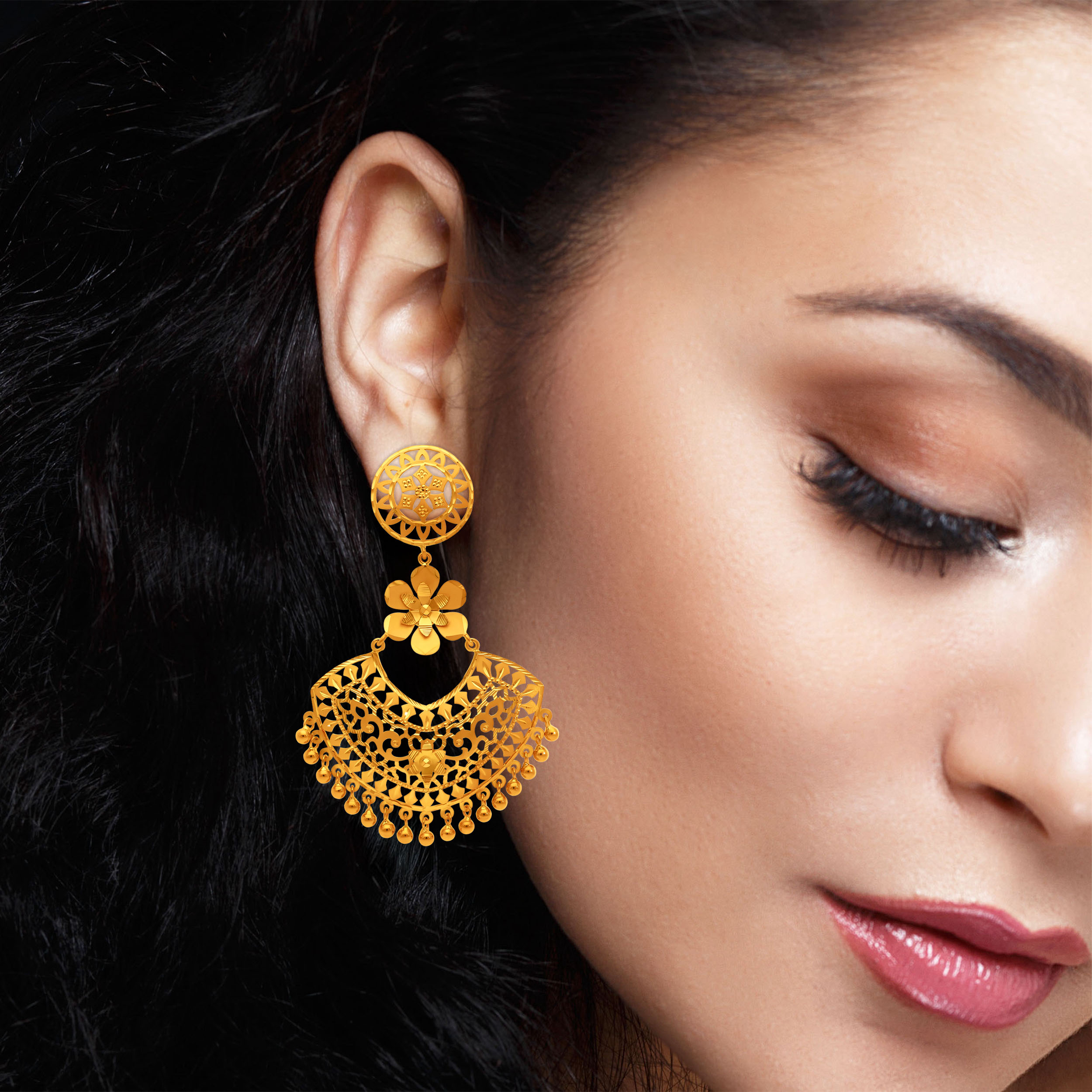 Radiant Filigree Gold Chand Bali Earrings - Senco Gold and Diamonds