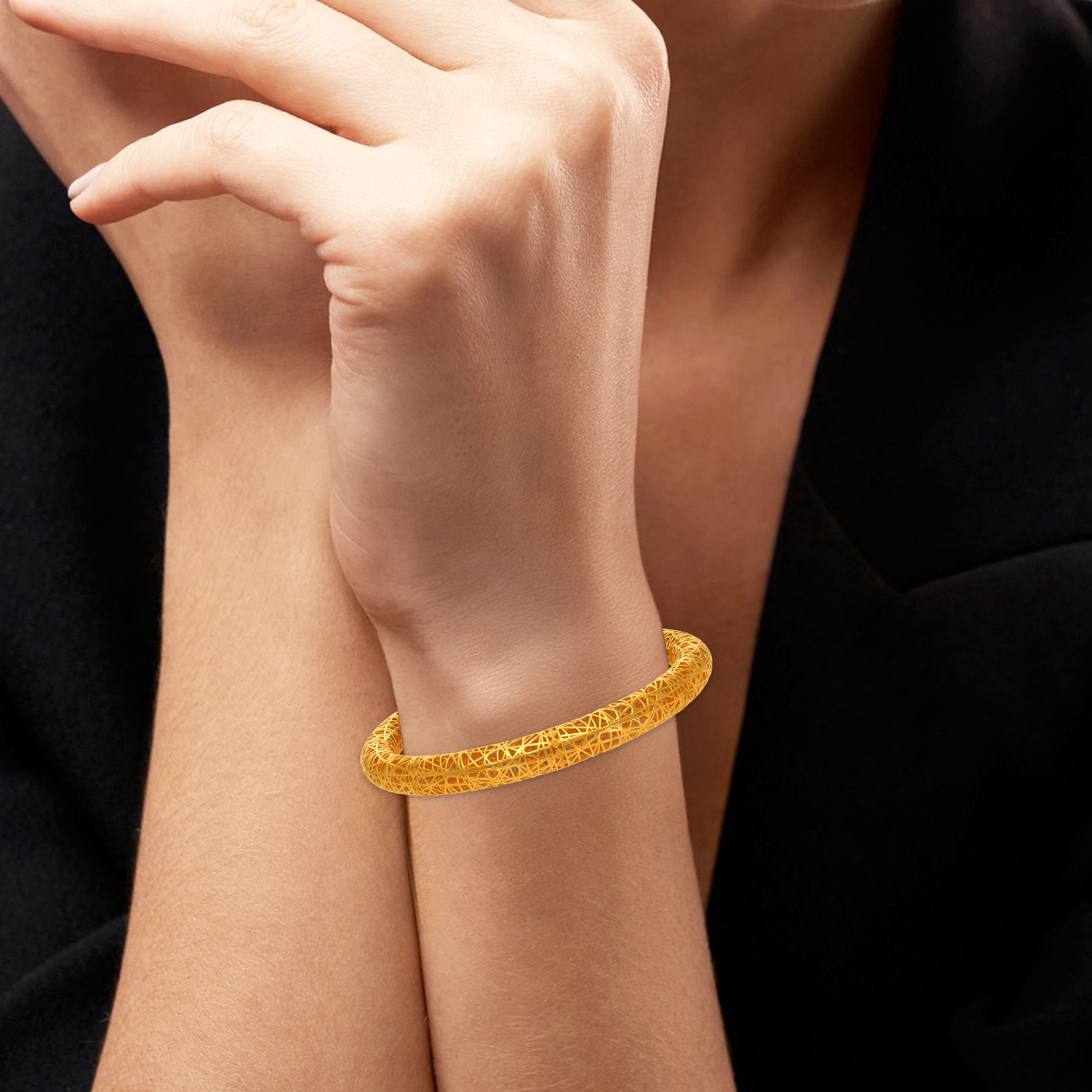 Regal Lace Weave Gold Bangle - Senco Gold and Diamonds