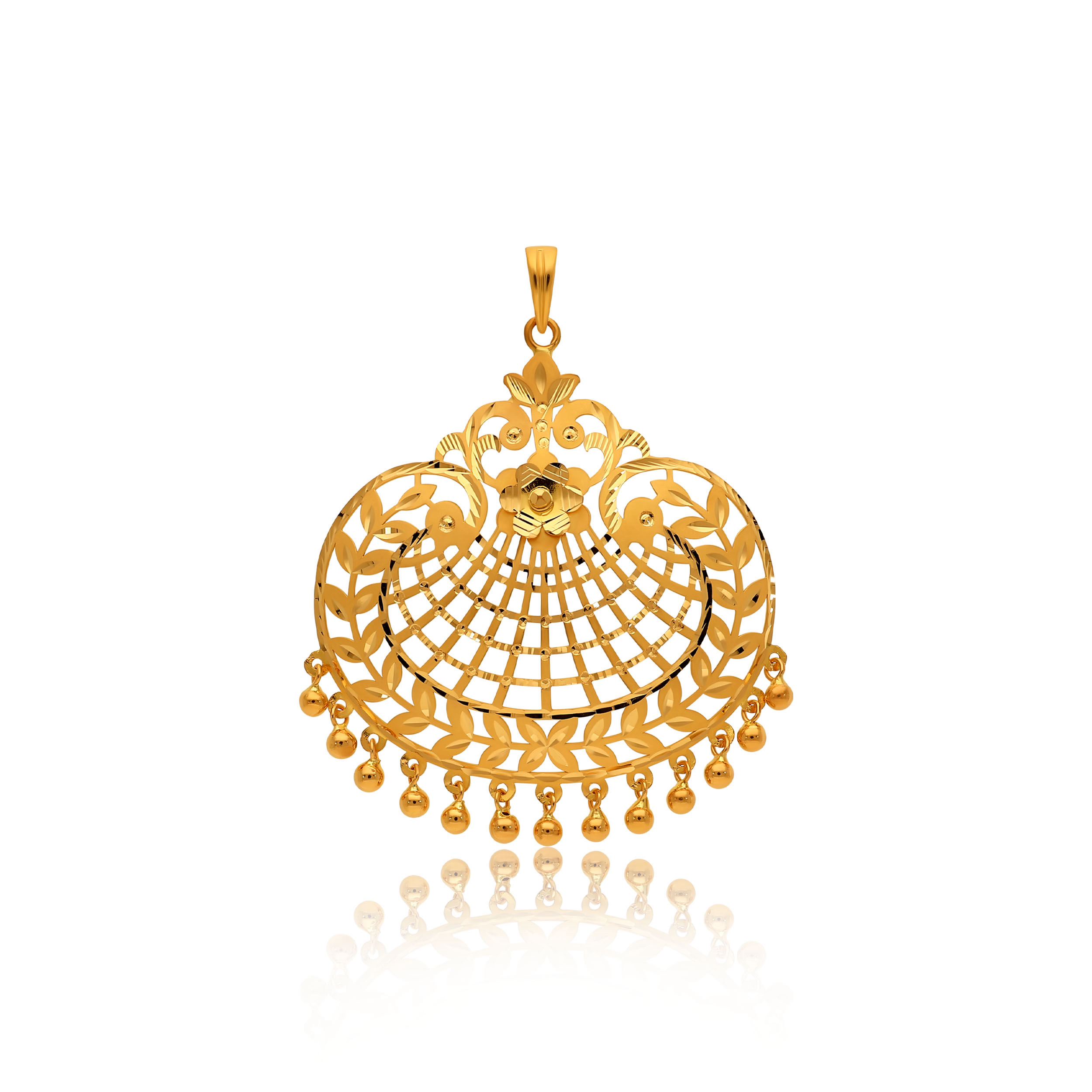 Exquisite Filigree Leaf Gold Pendant - Senco Gold and Diamonds