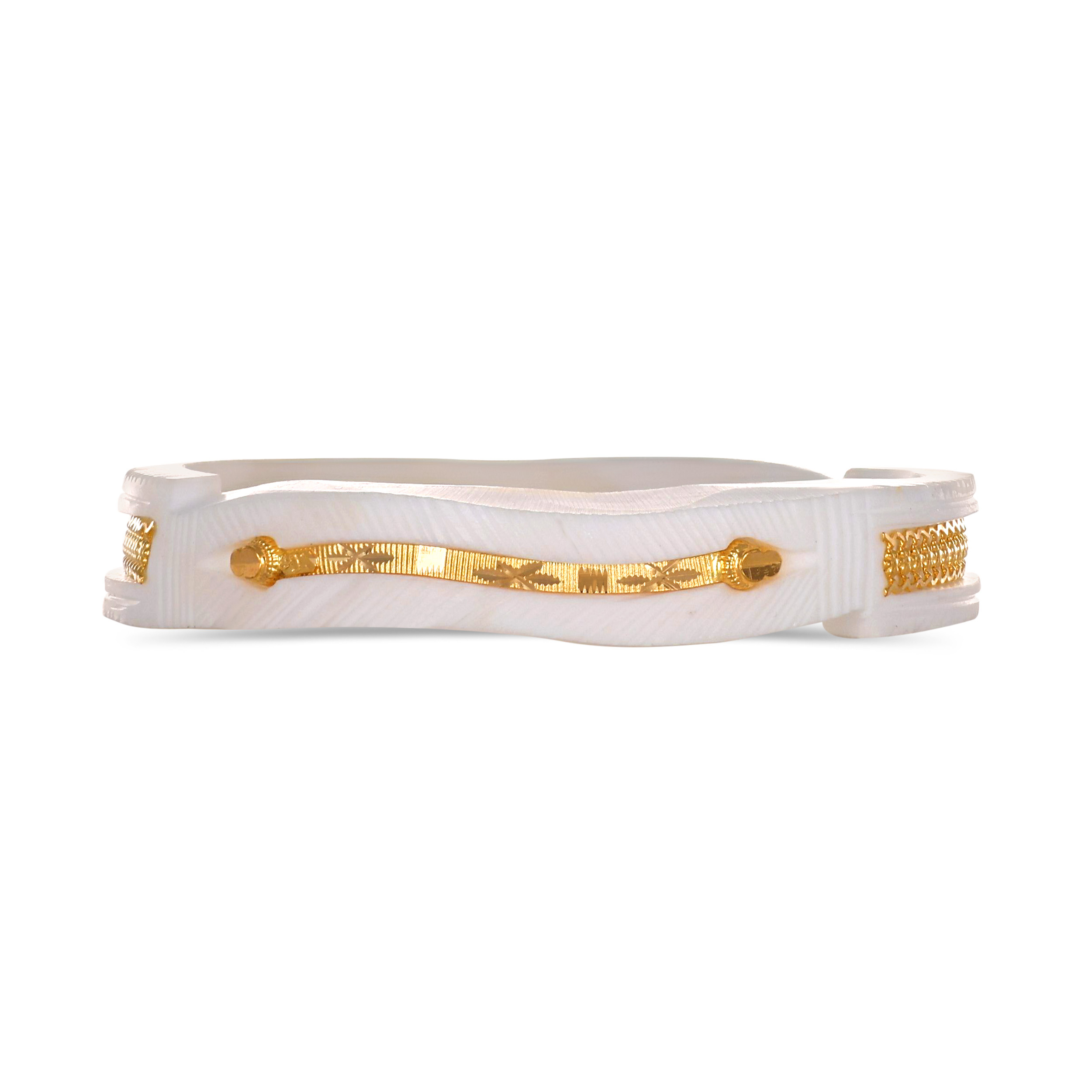 Epitome Of Elegance Gold Sankha Bangle - Senco Gold and Diamonds