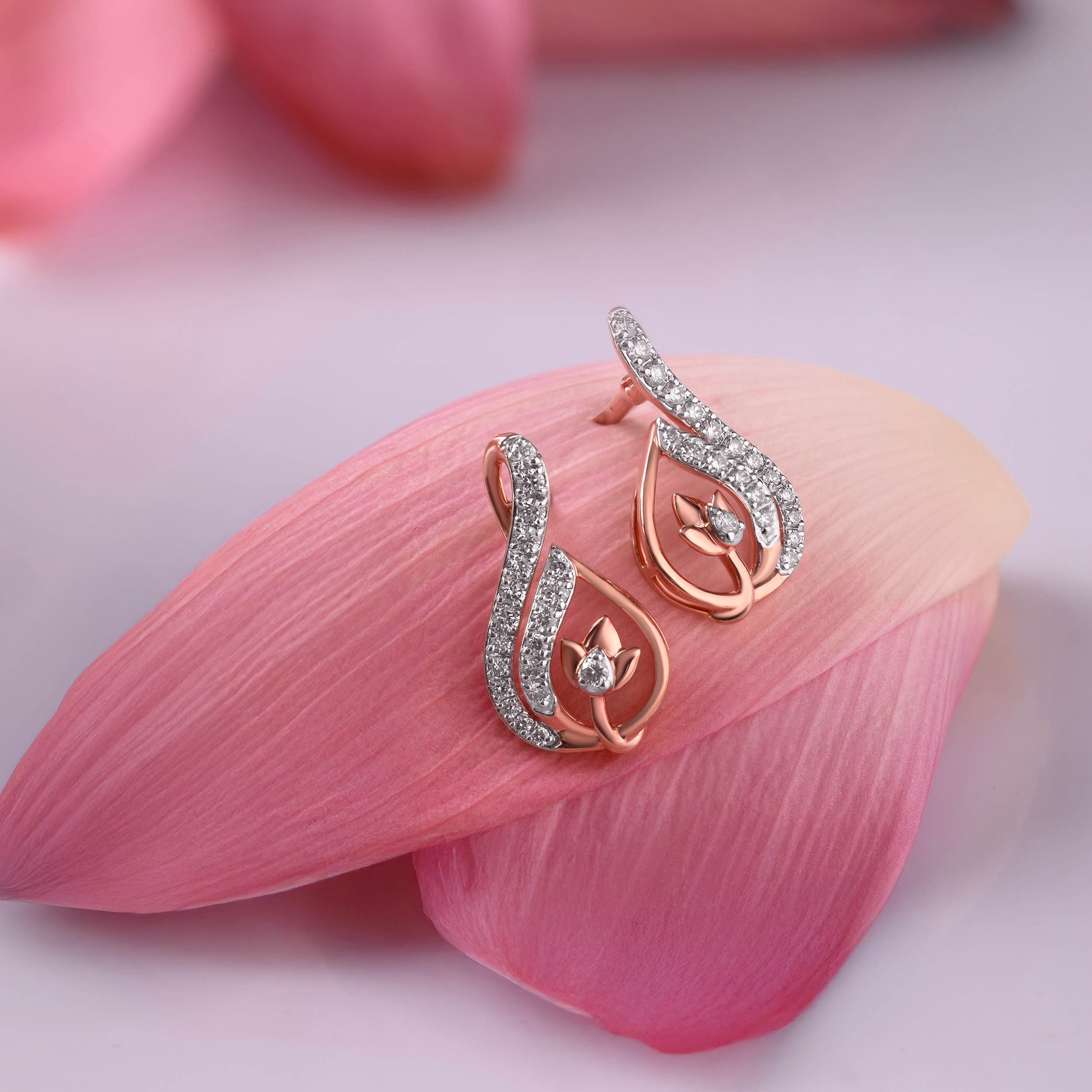 Veloura Diamond Earrings - Senco Gold and Diamonds