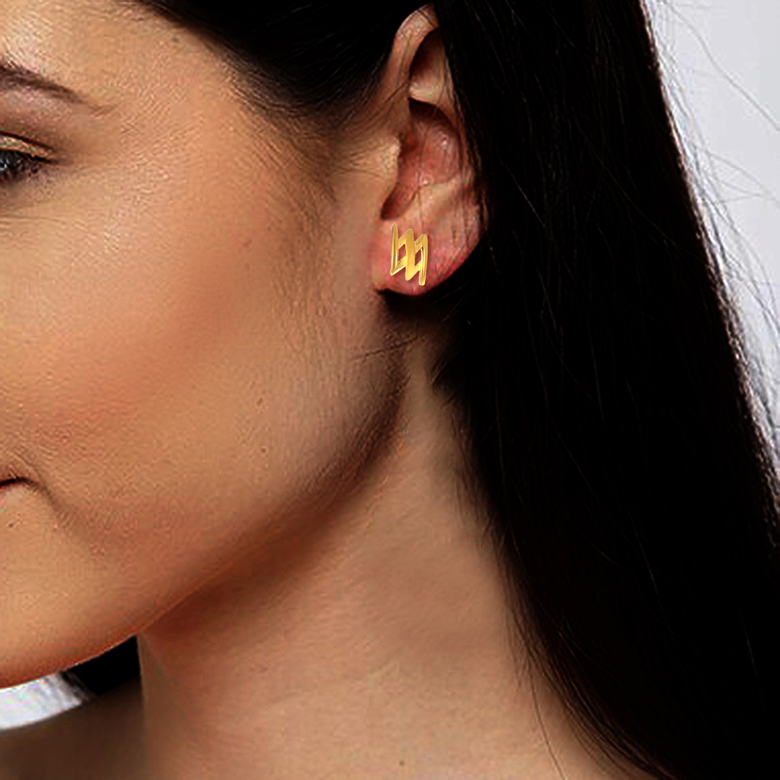 Stylish Thunder Gold Studs - Senco Gold and Diamonds
