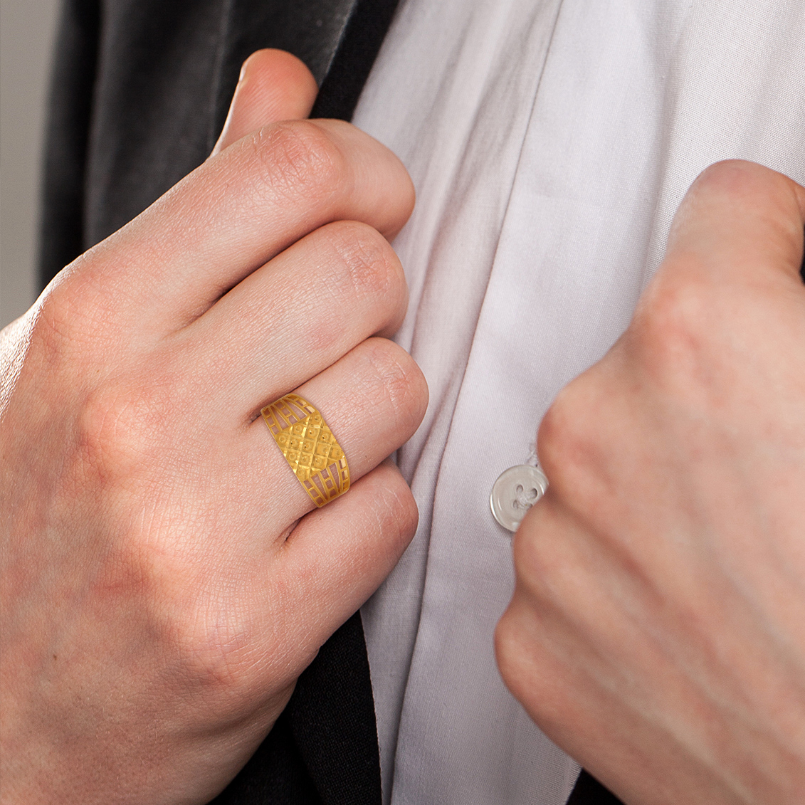22K Yellow Gold Men's Ring  - GGR-D000445560 - Senco Gold and Diamonds