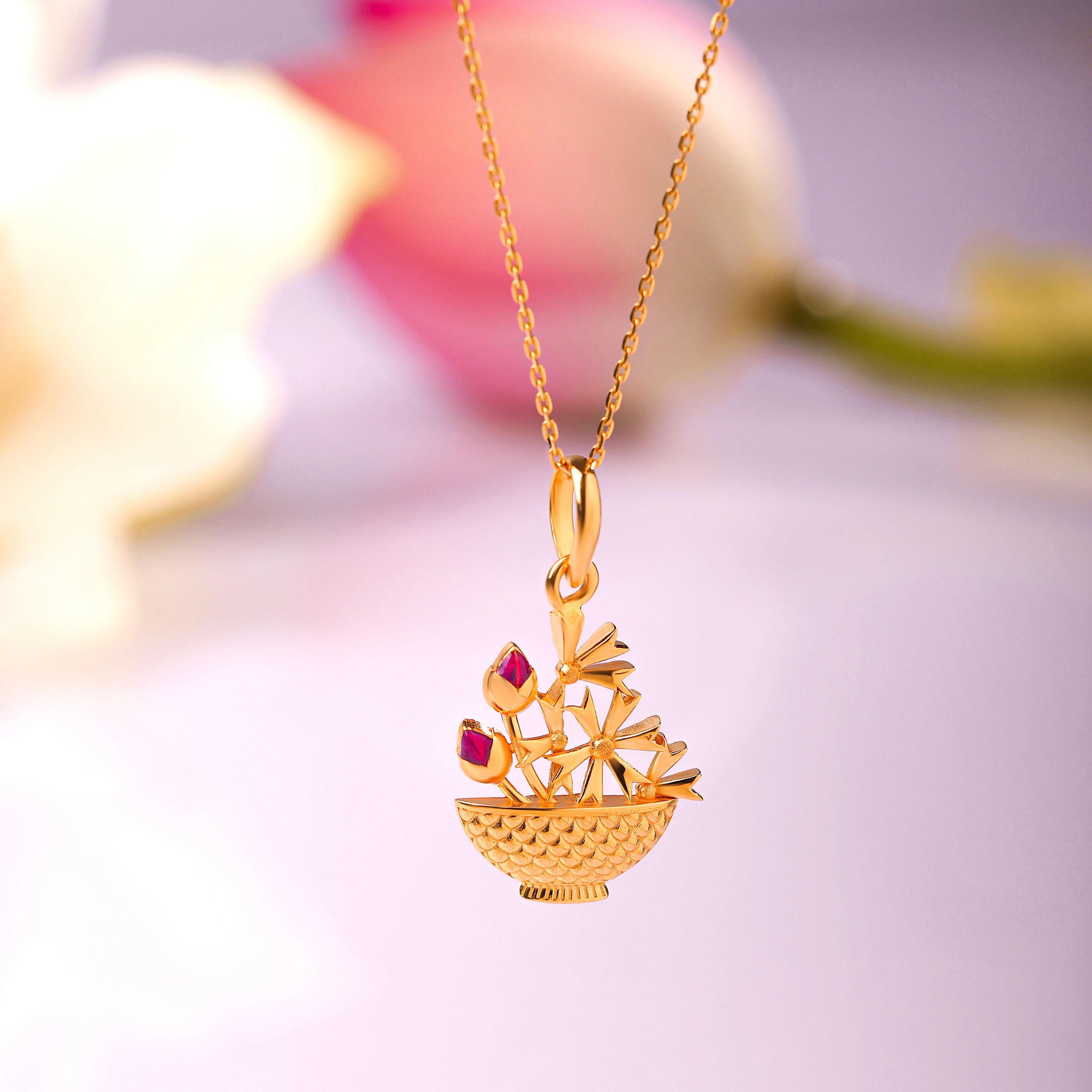 Lotus Bouquet Gold Pendant - Senco Gold and Diamonds