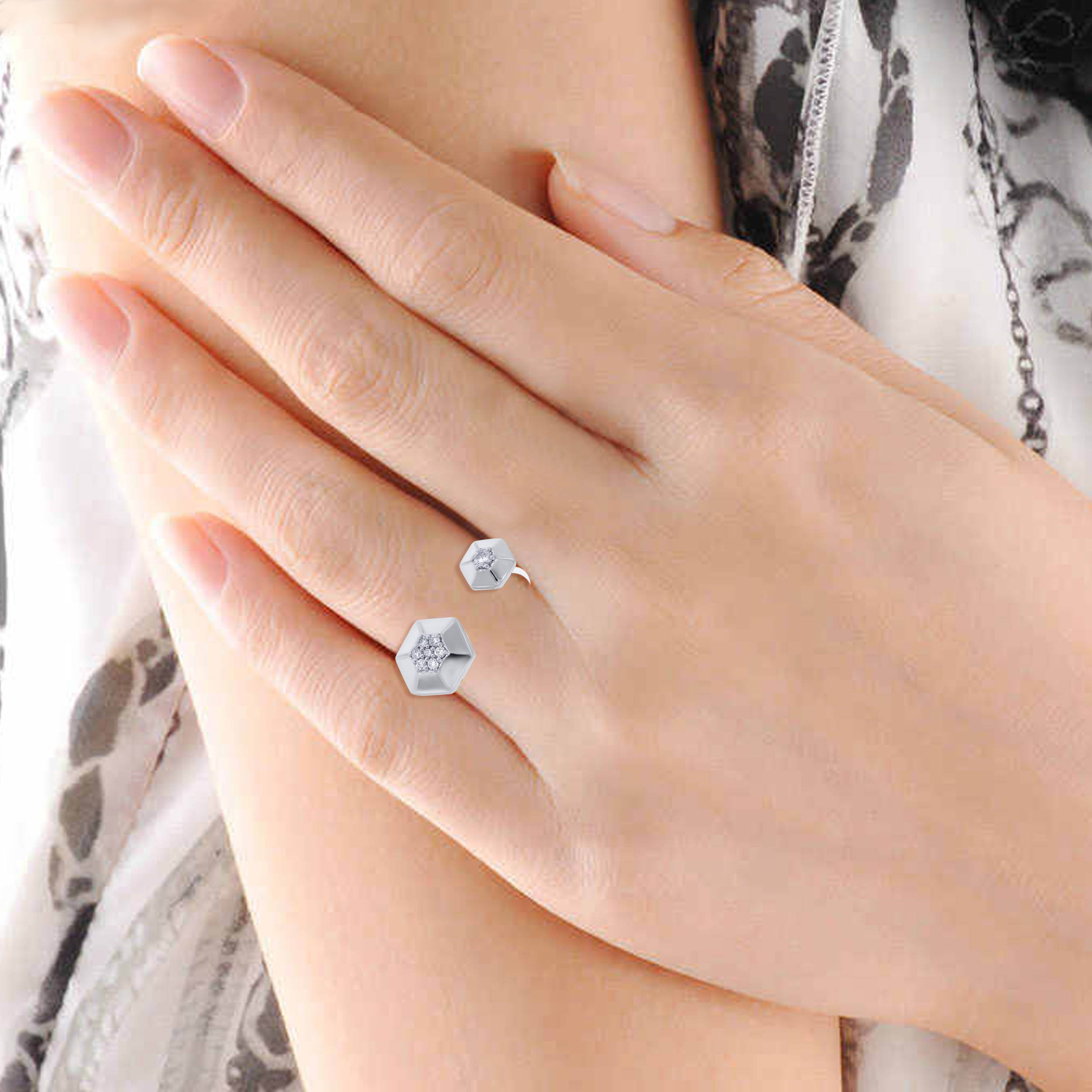 Sunshower Delight Platinum Ring - Senco Gold and Diamonds