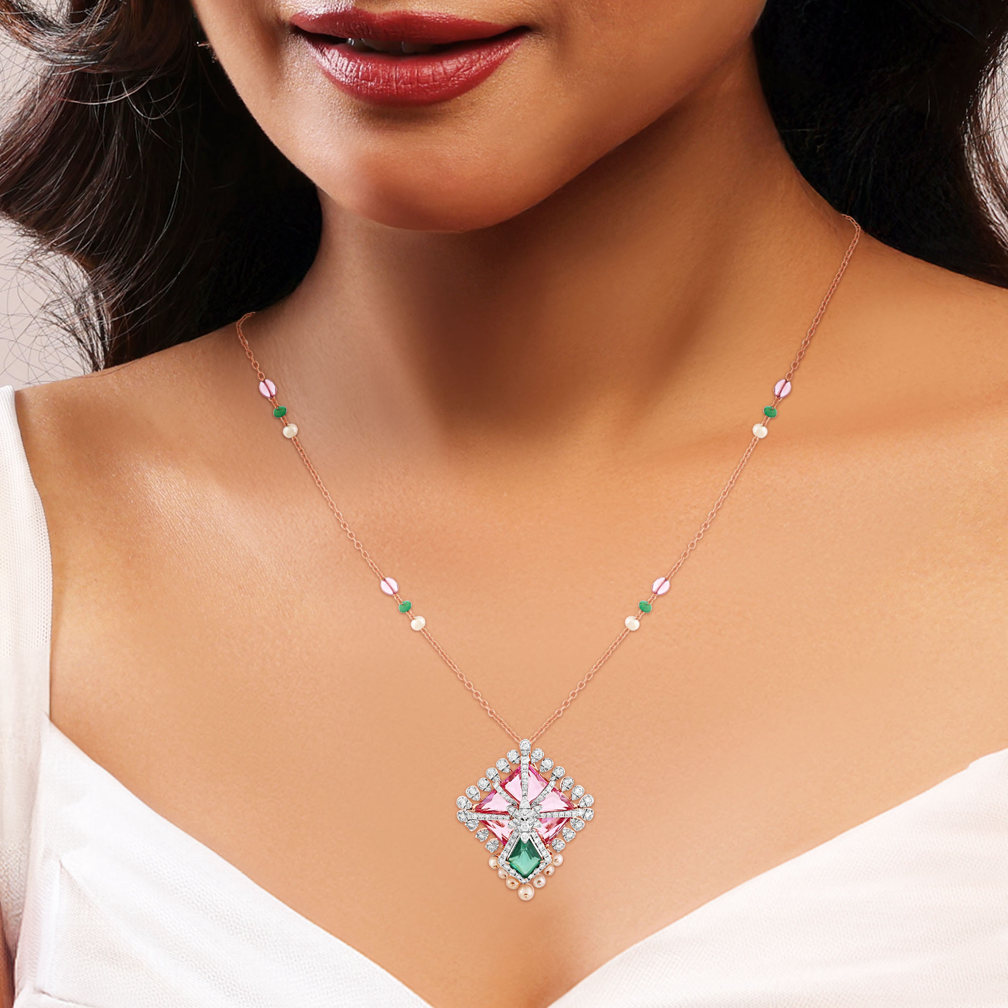 Radiant Artistry Diamond Chain Pendant - Senco Gold and Diamonds