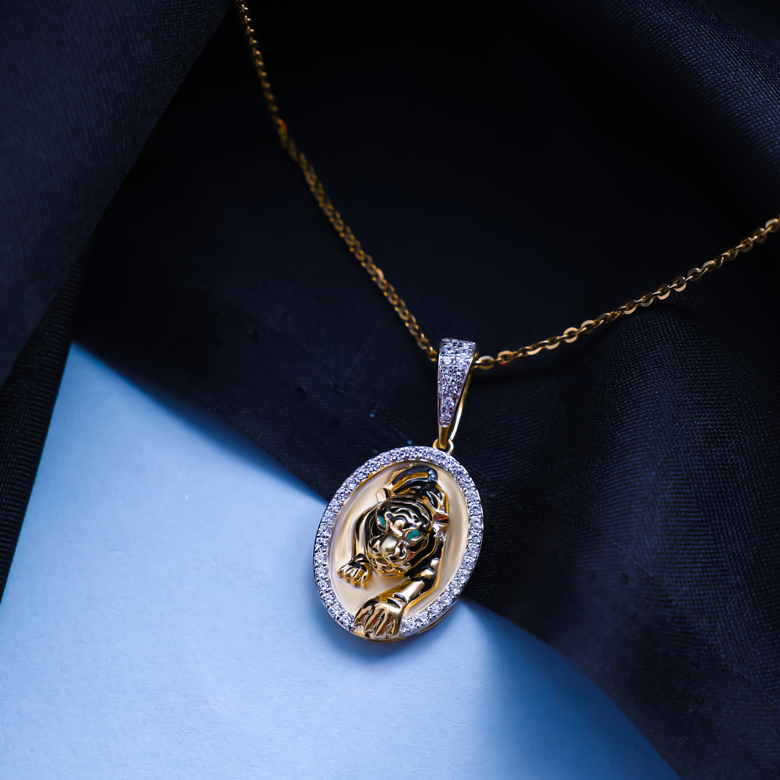 Empowered Tiger Diamond Pendant - Senco Gold and Diamonds