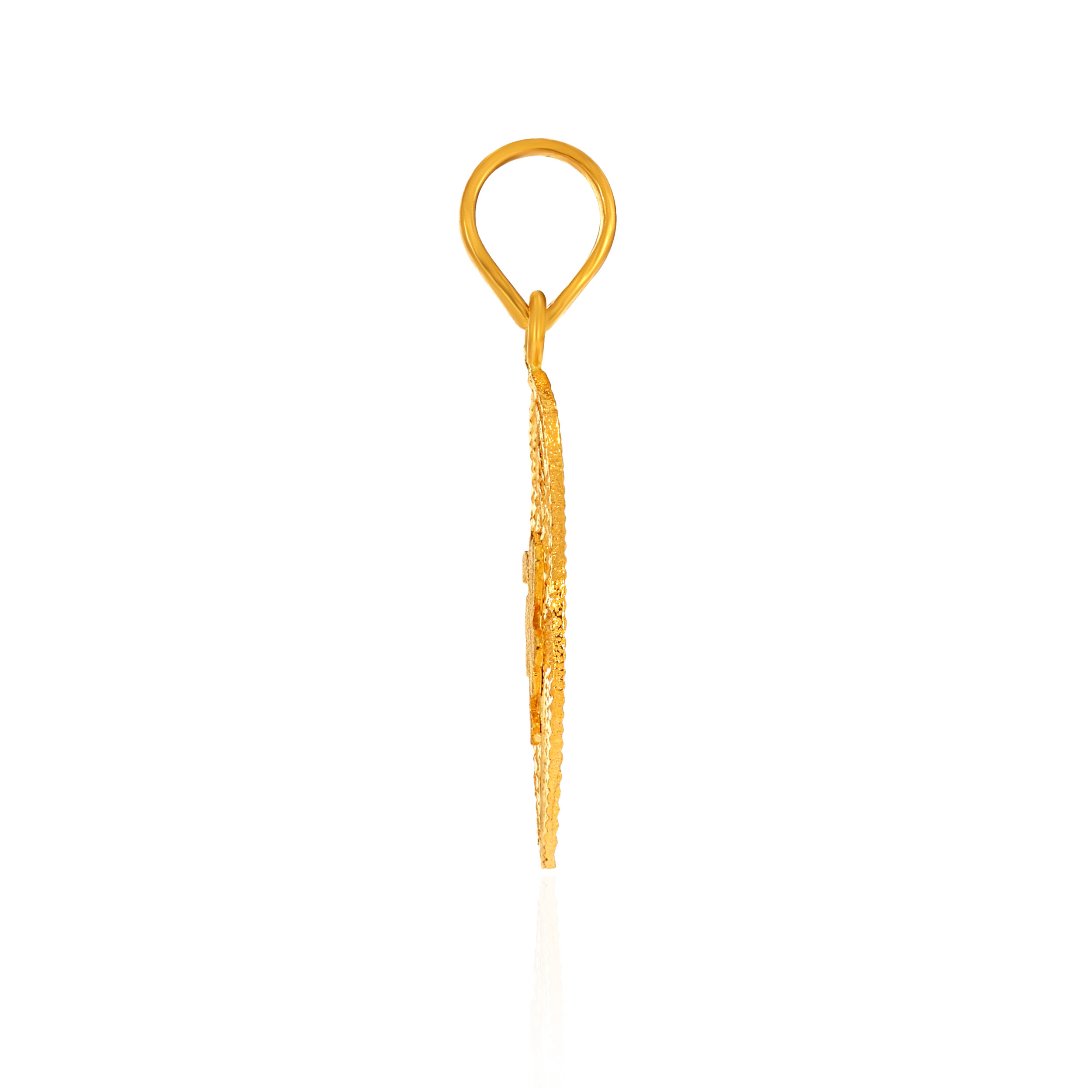 Elegant Oval Gold Pendant - Senco Gold and Diamonds