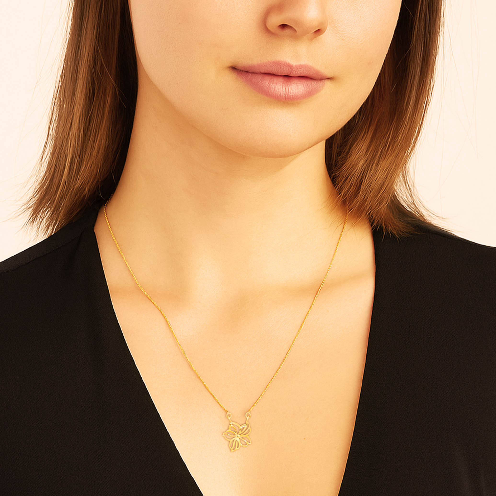 Lily Drift Gold Chain Pendant - Senco Gold and Diamonds