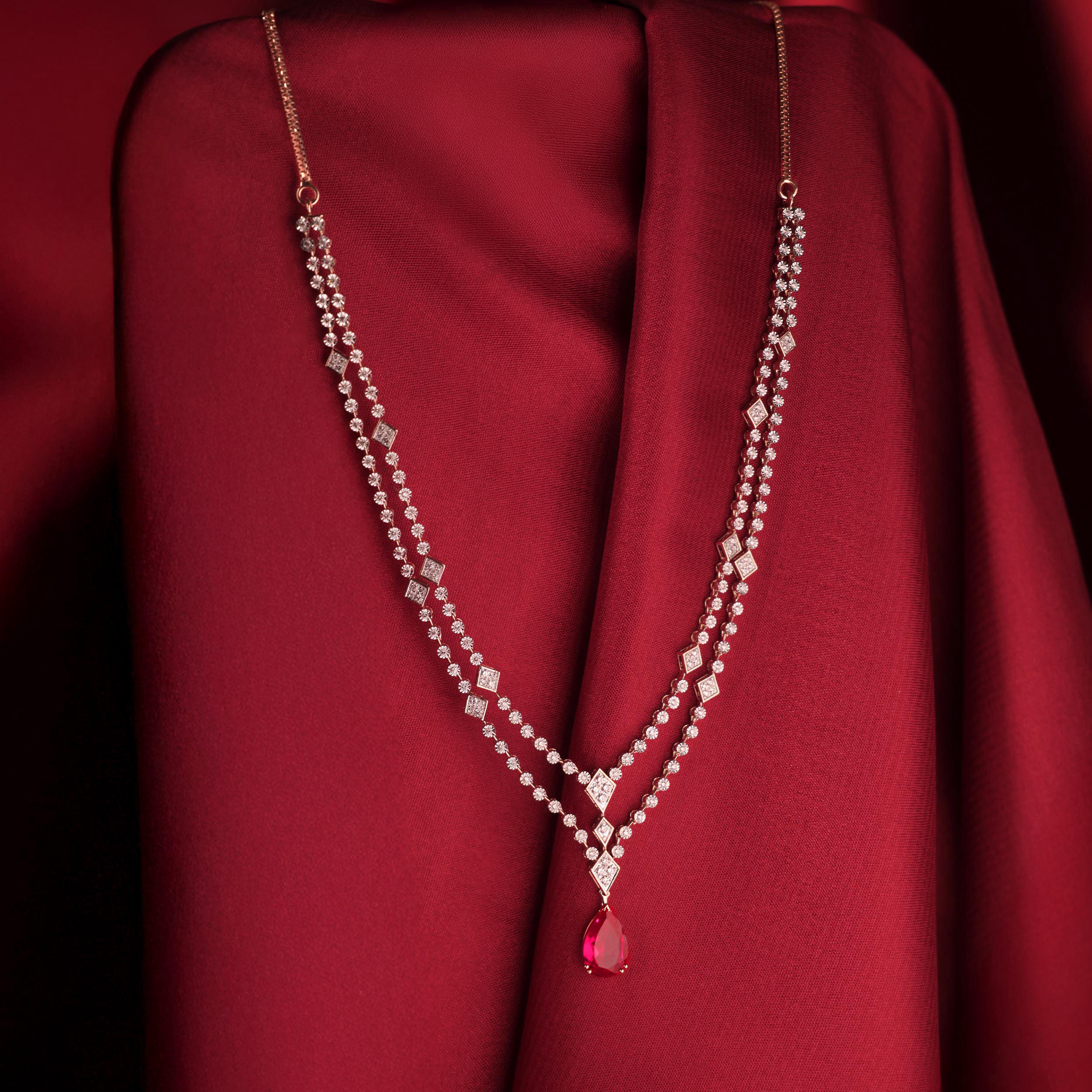 Scarlet Elegance Diamond Gold Necklace - Senco Gold and Diamonds
