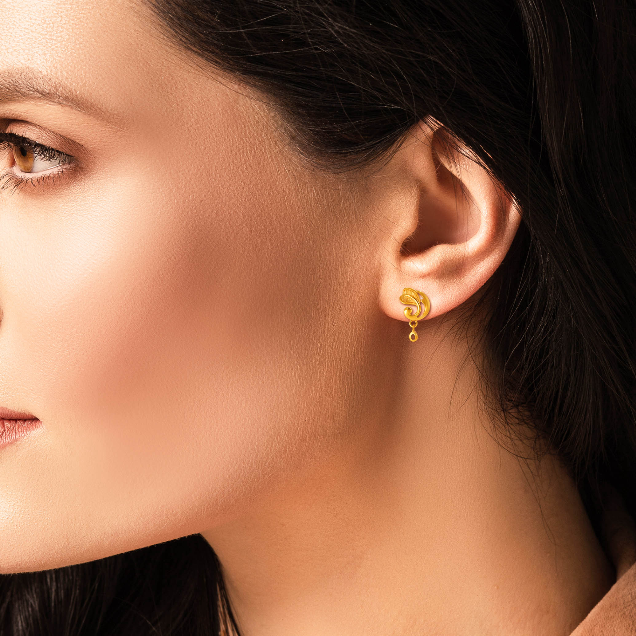 Poise Leaf Gold Drop Earrings - Senco Gold and Diamonds