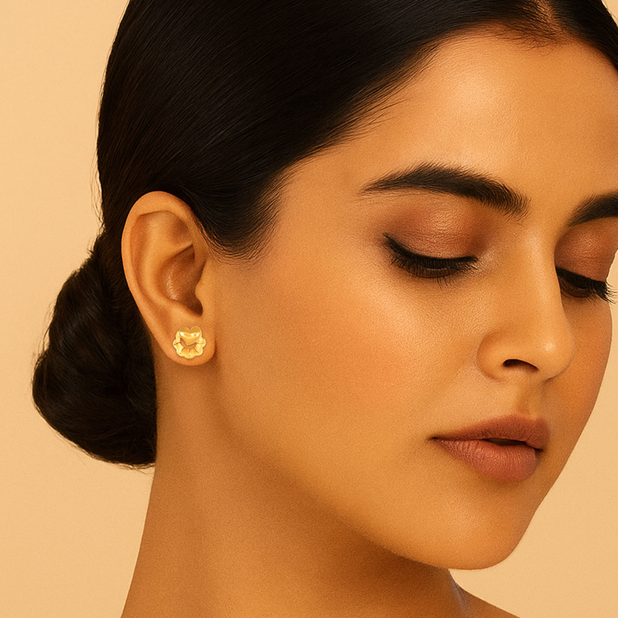 Puffed Heart Bloom Gold Studs - Senco Gold and Diamonds