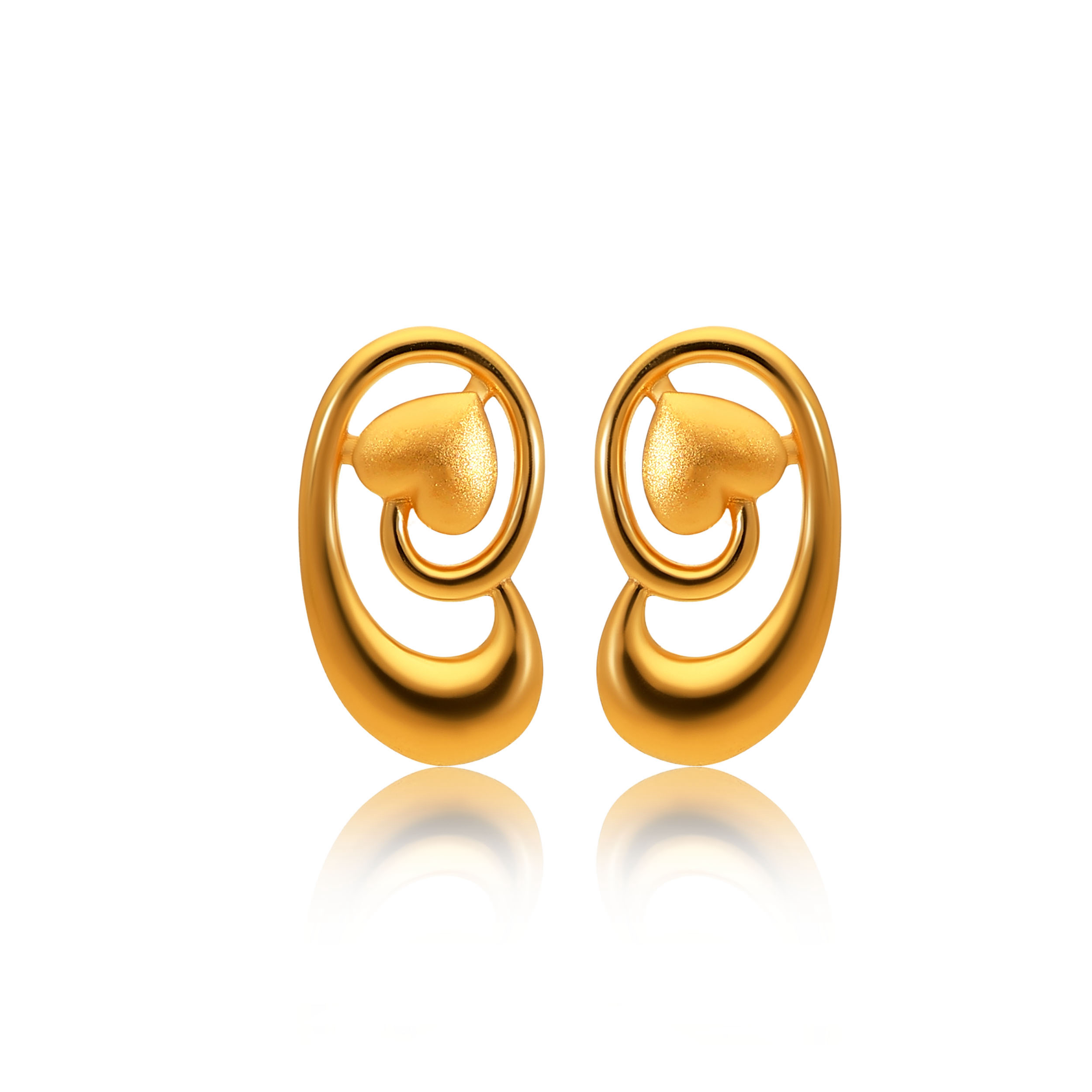 Heart Embrace Gold Studs - Senco Gold and Diamonds
