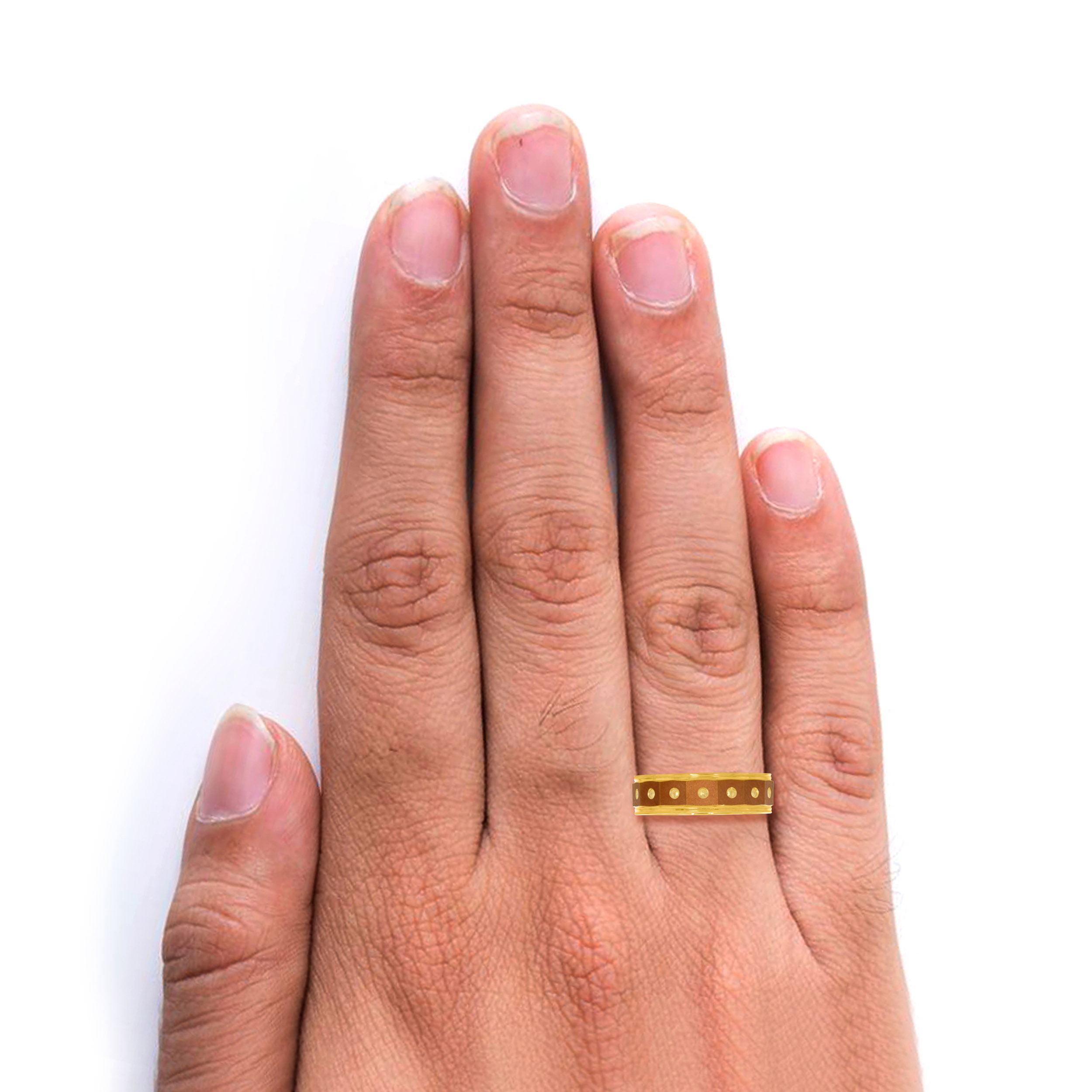 Center Contrast Men's Gold Band Ring - Senco Gold and Diamonds