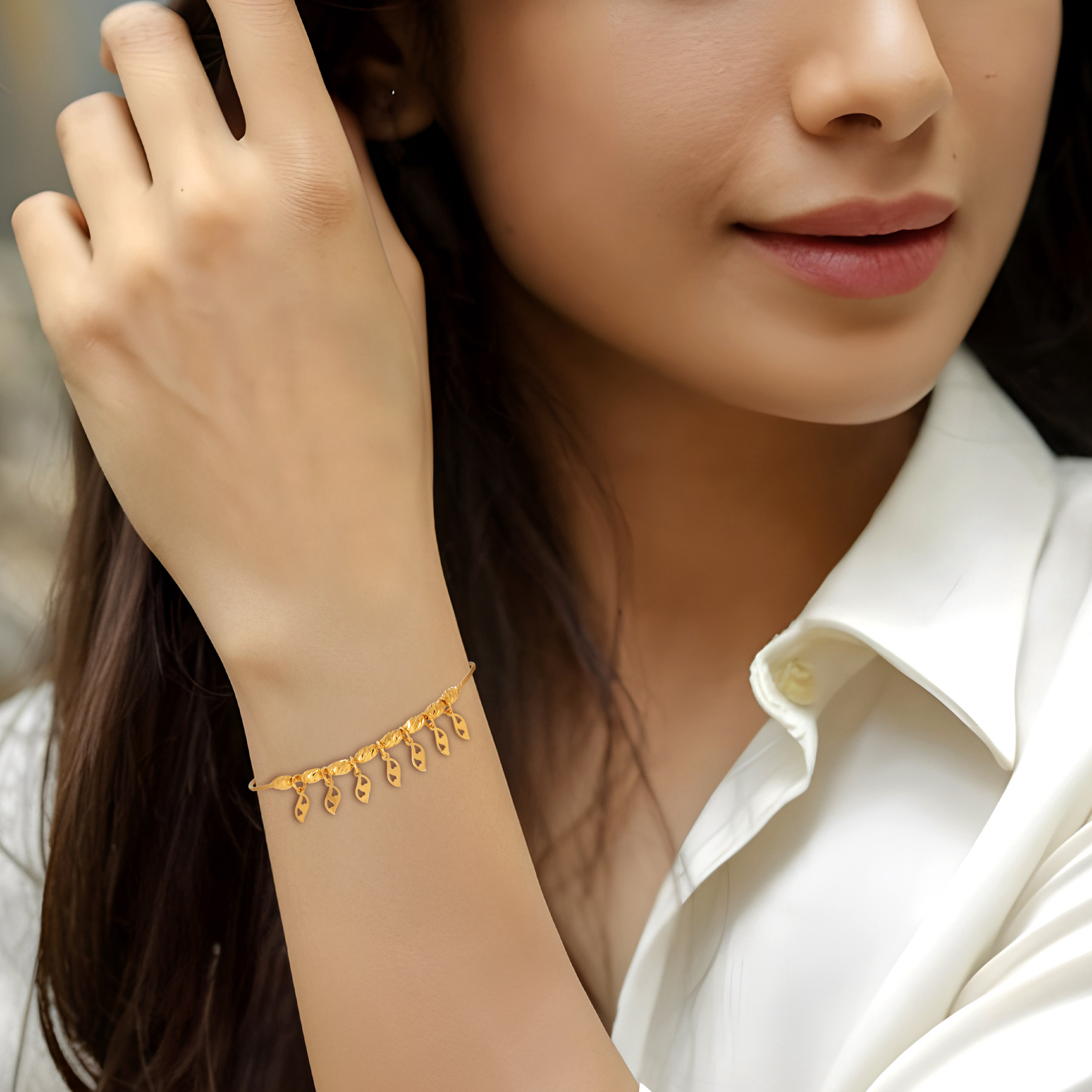 Dewdrop Gleam Gold Bracelet - Senco Gold and Diamonds