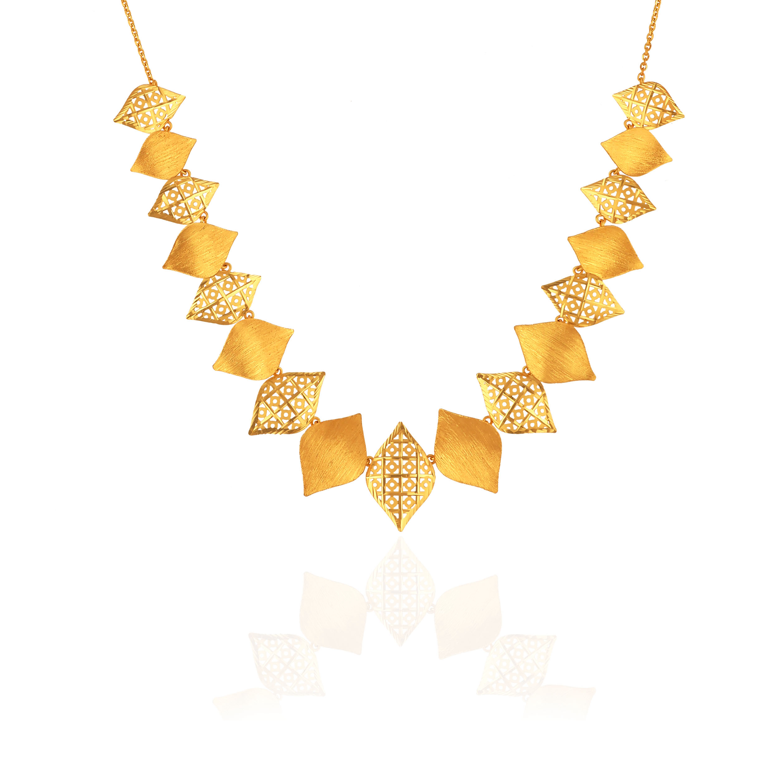 Ornate Leaffall Gold Necklace - Senco Gold and Diamonds