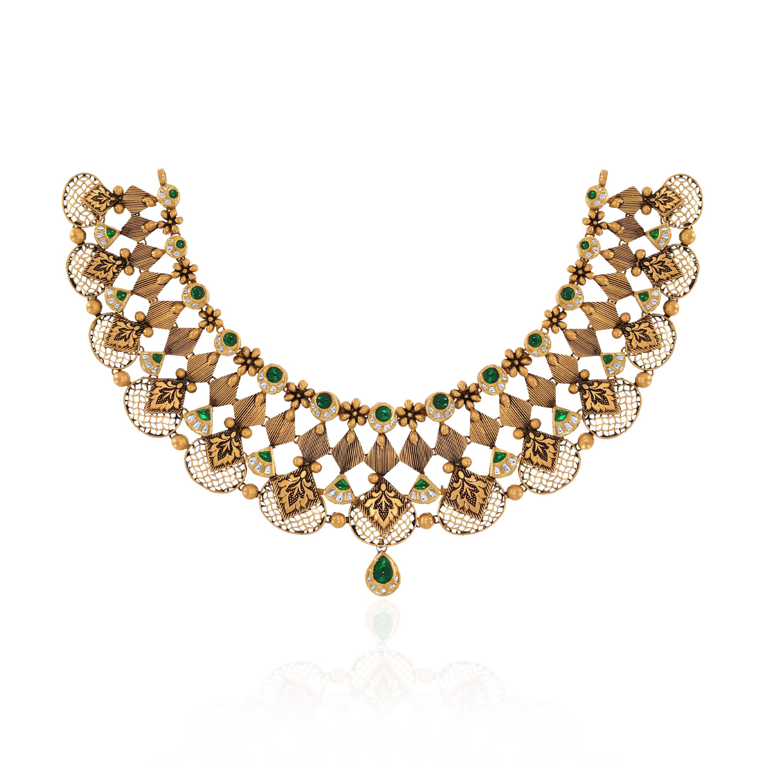 Contemporary Majestic Kundan Necklace  - Senco Gold and Diamonds