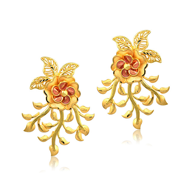 Gleaming Flora Gold Studs - Senco Gold and Diamonds