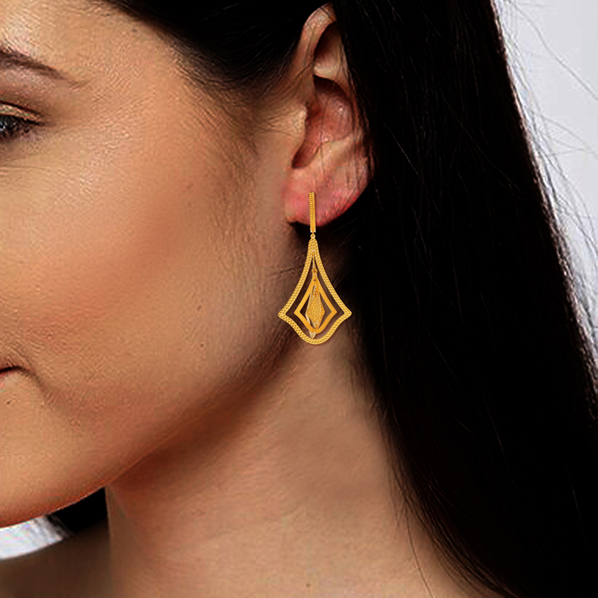 Chic Swing Gold Earrings - Senco Gold and Diamonds