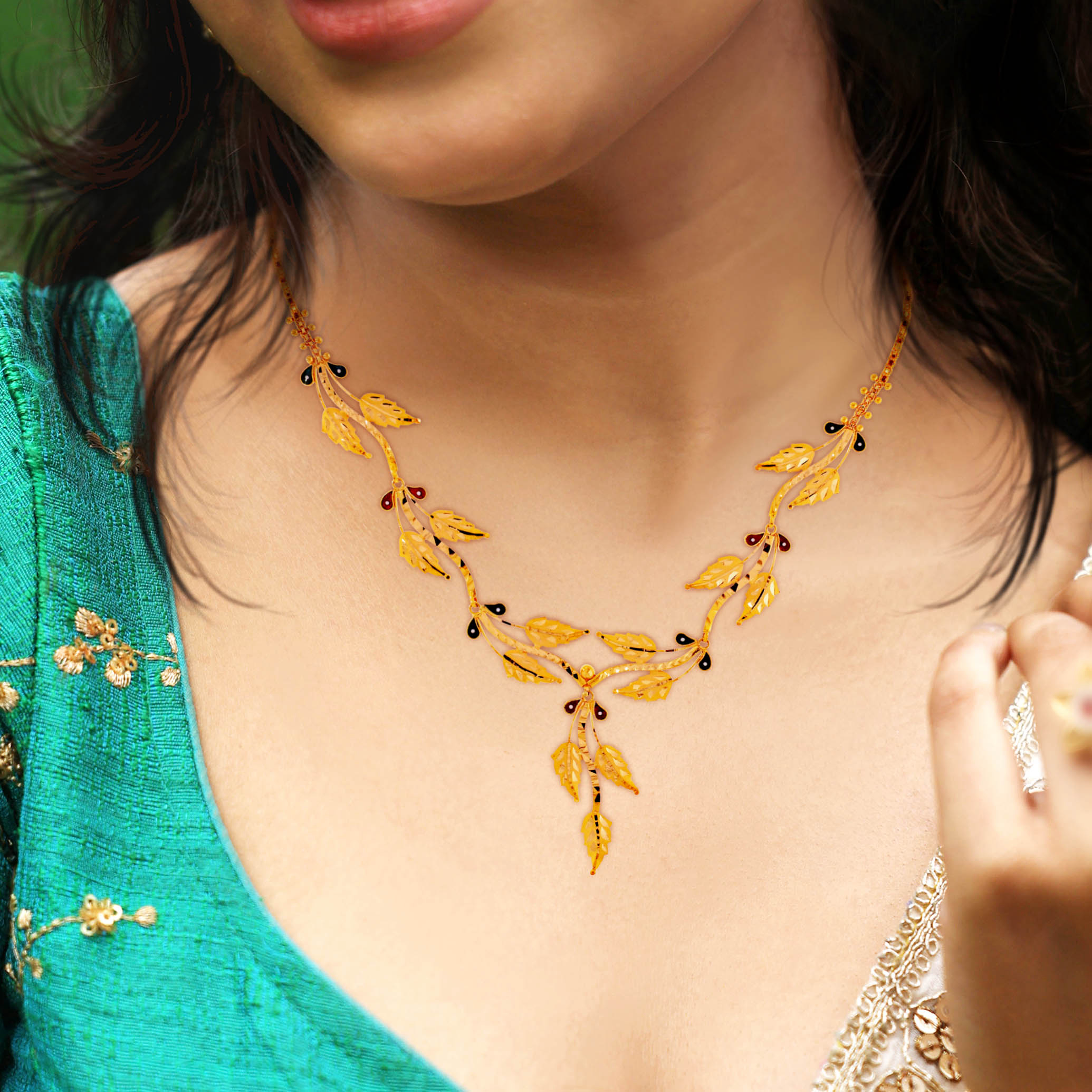 Flameleaf Meenakari Gold Necklace - Senco Gold and Diamonds
