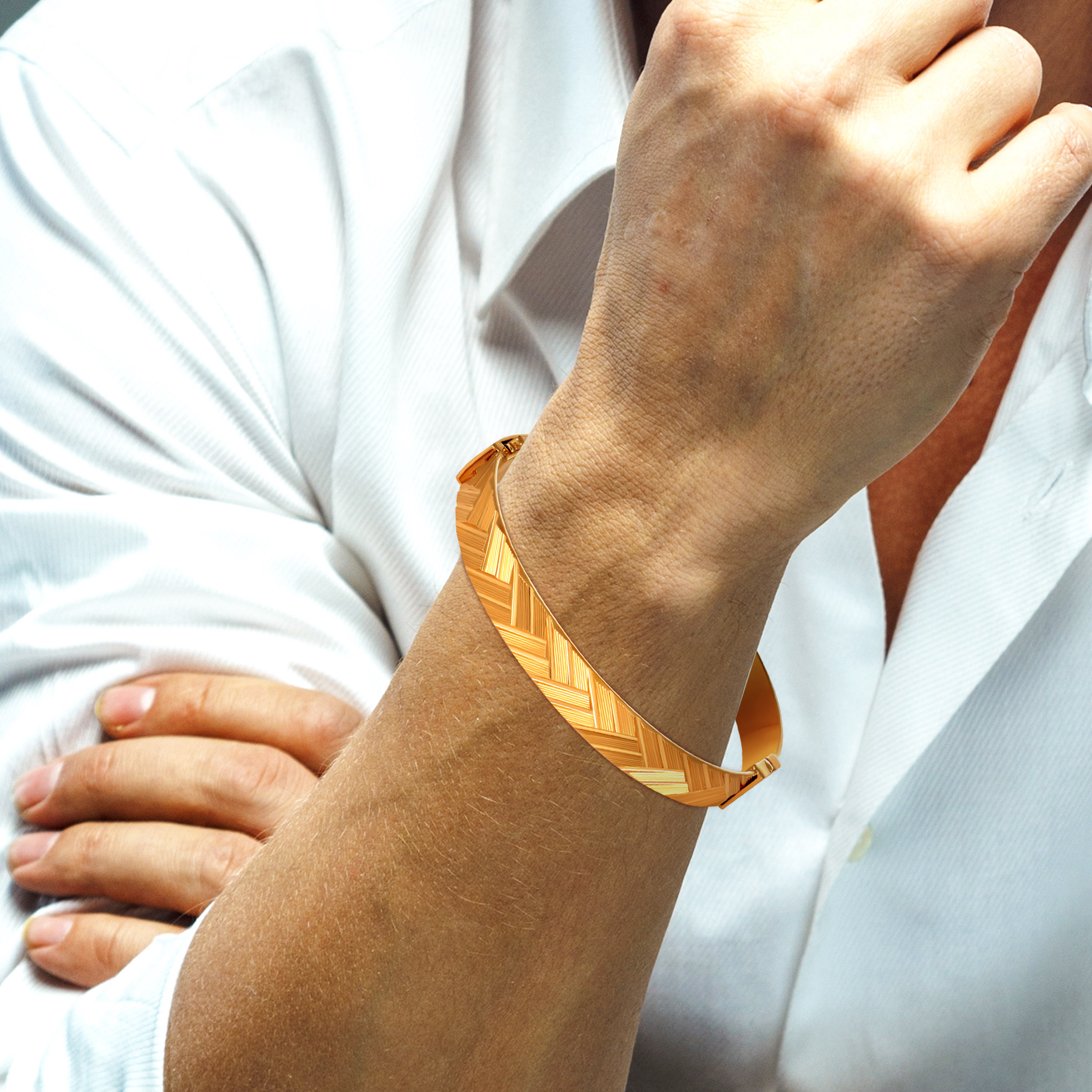 Textured Flat Woven Men's Gold Kada - Senco Gold and Diamonds