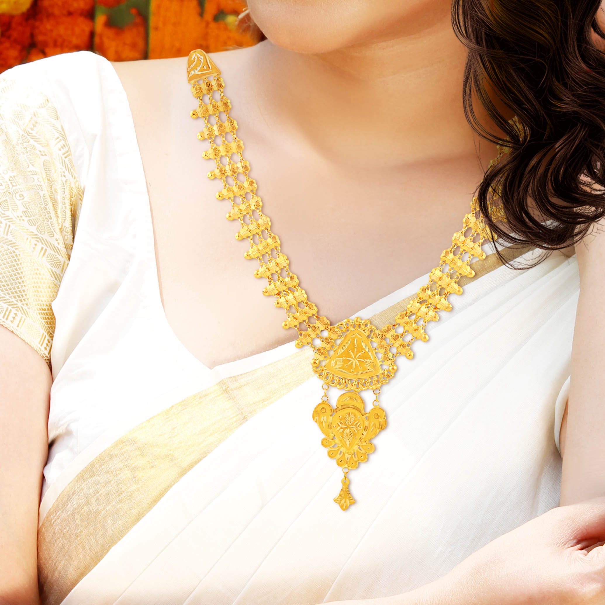 Regal Ornate Gold Necklace - Senco Gold and Diamonds