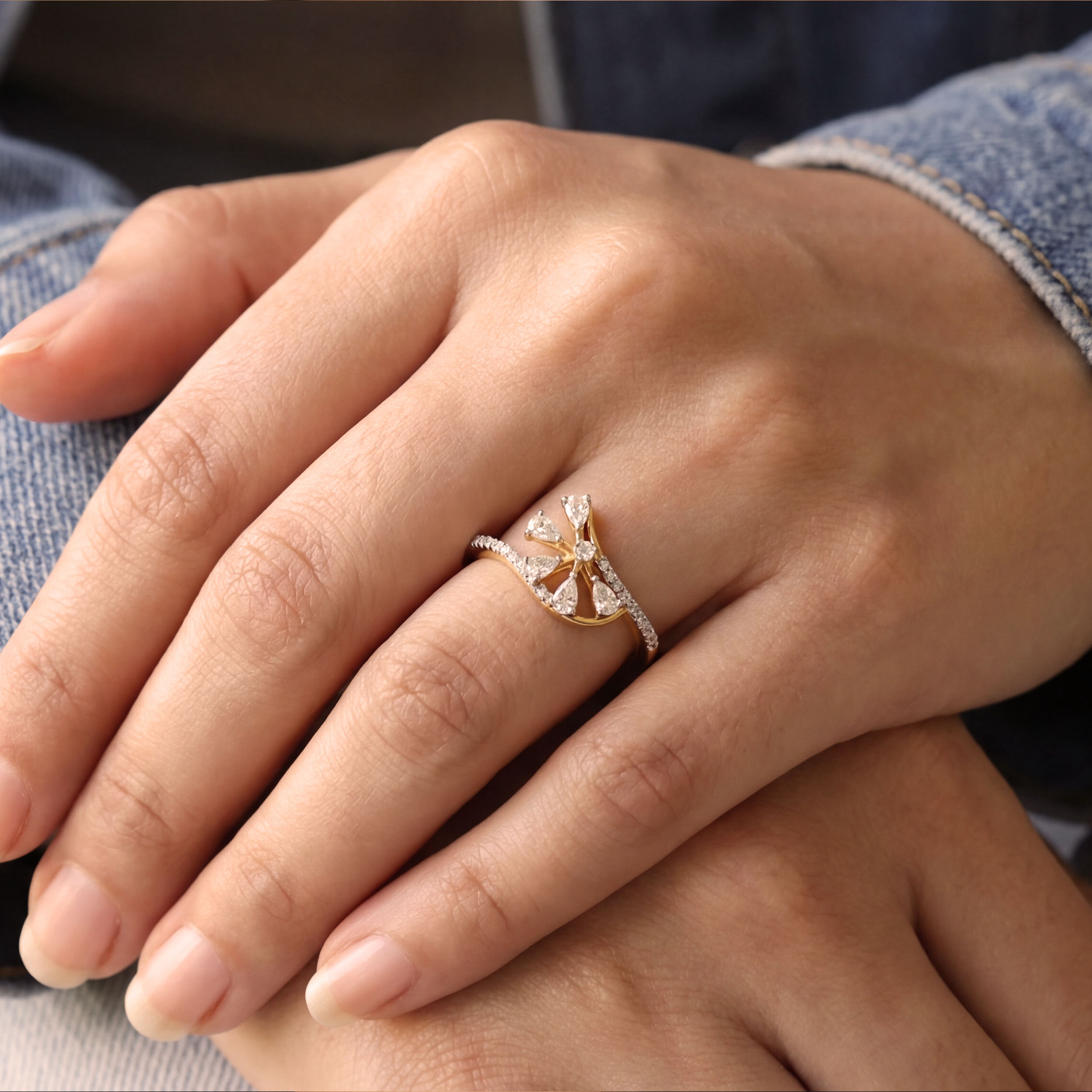 Seraph Curve Diamond Ring alternate view 3