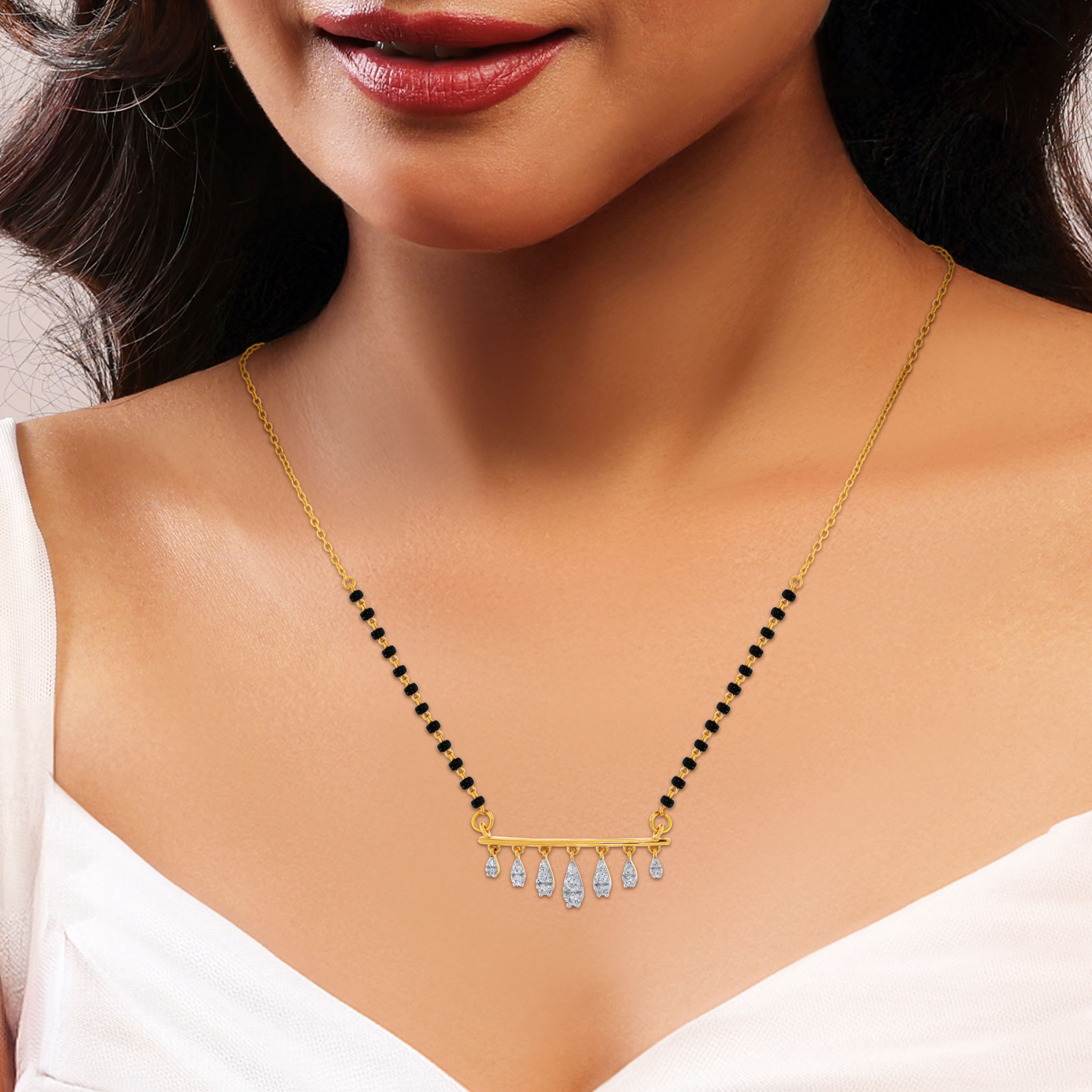 Linear Swing Diamond Mangalsutra - Senco Gold and Diamonds
