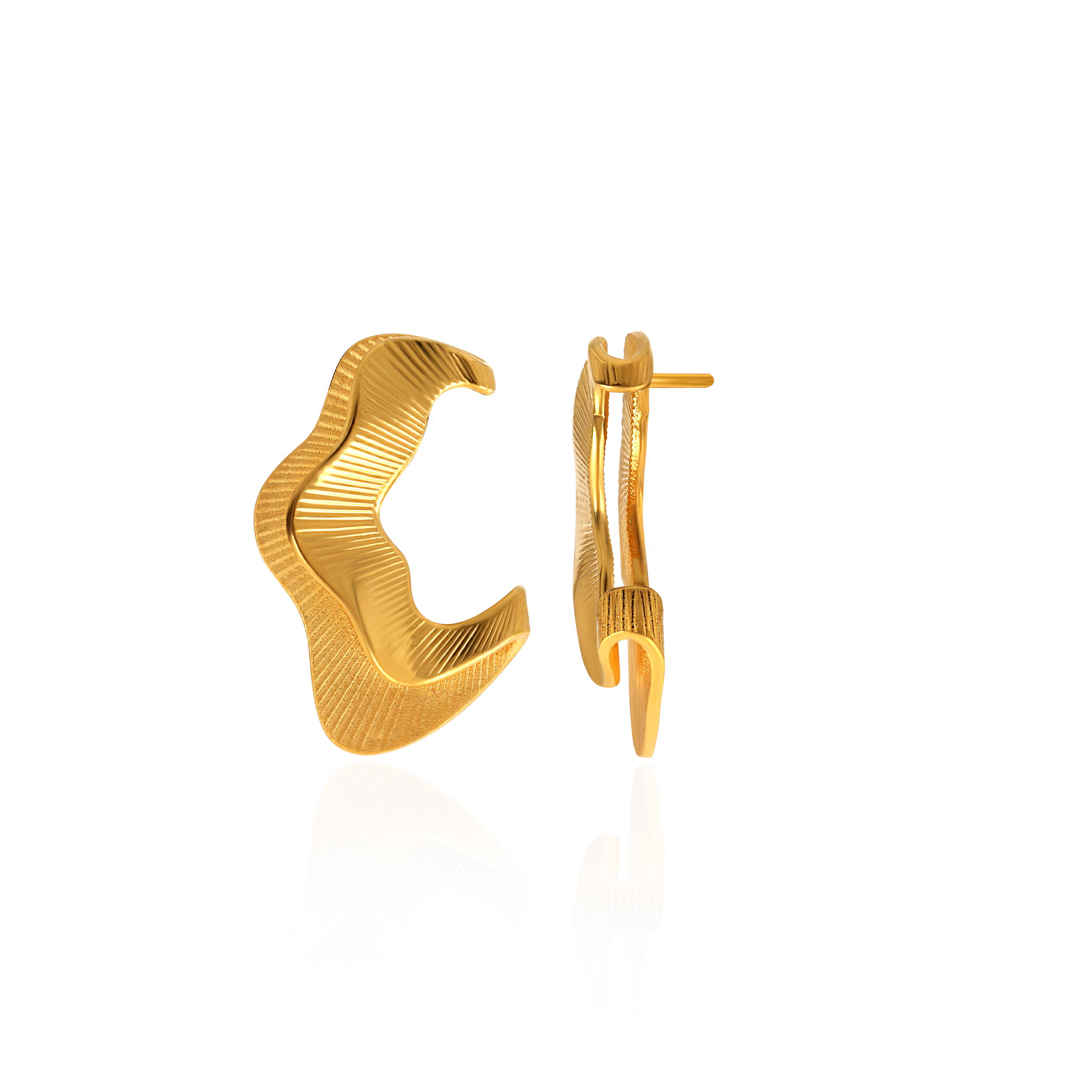 Wavy Fashion Gold Studs - Senco Gold and Diamonds