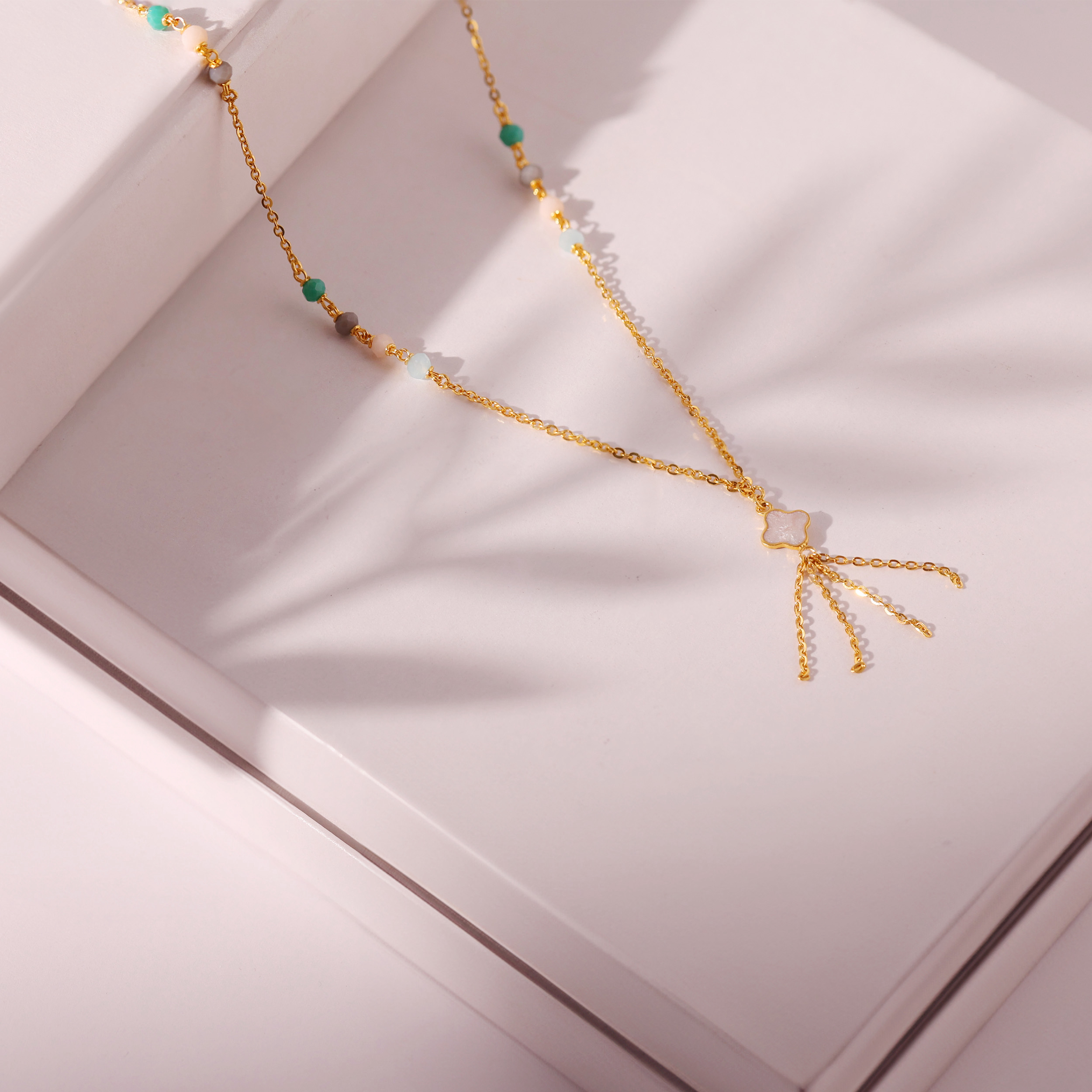 Subtle Bloom Gold Chain - Senco Gold and Diamonds