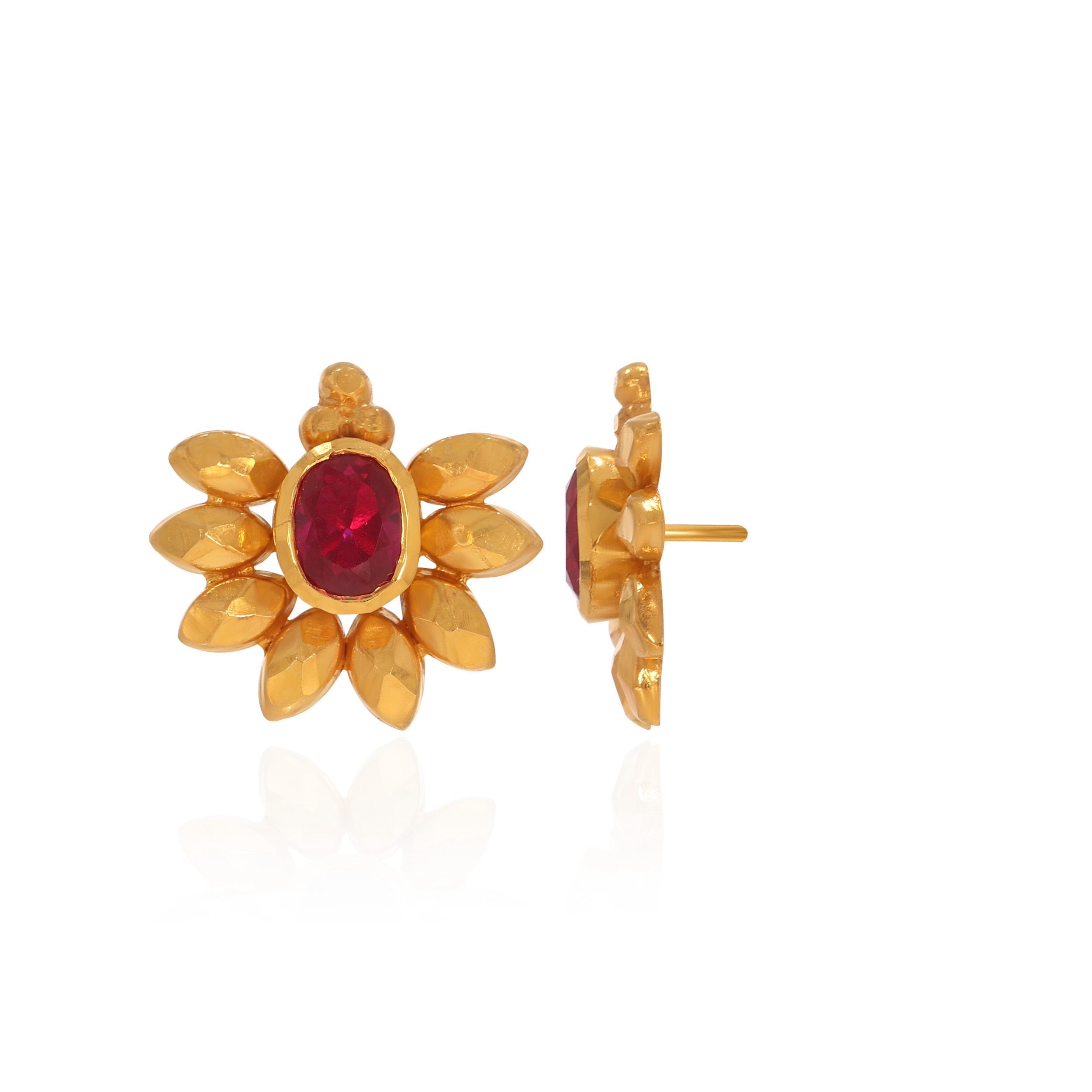 Chic Blossom Gold Studs - Senco Gold and Diamonds