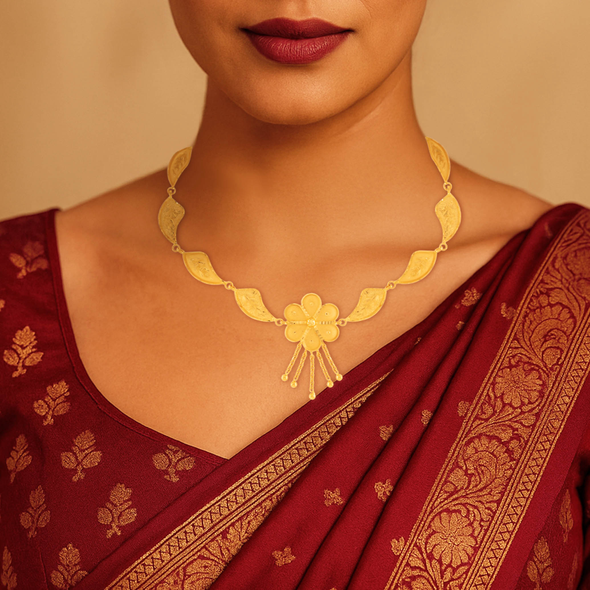 Flora Trail Gold Necklace - Senco Gold and Diamonds