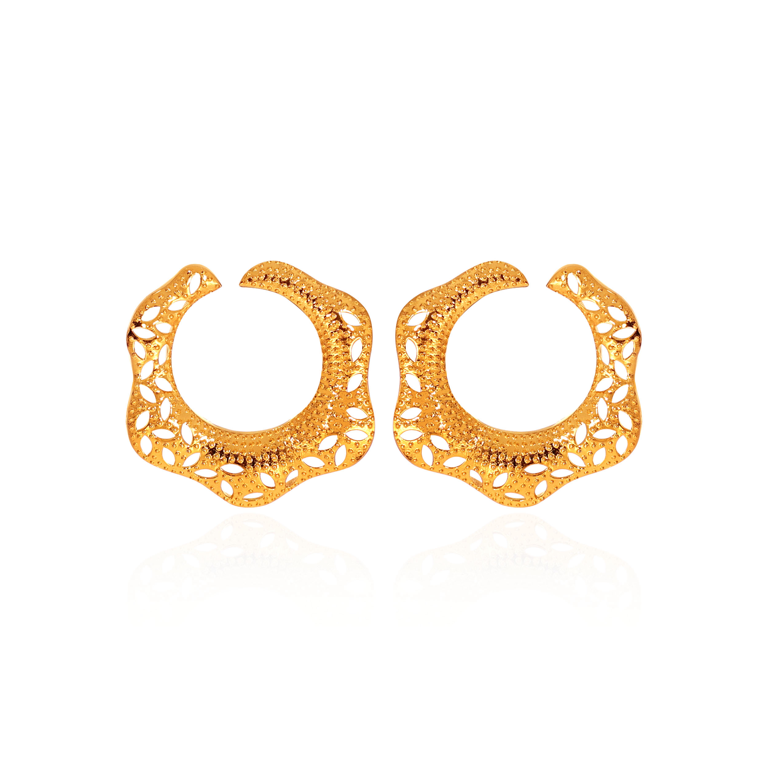 Leafy Waves Gold Studs - Senco Gold and Diamonds