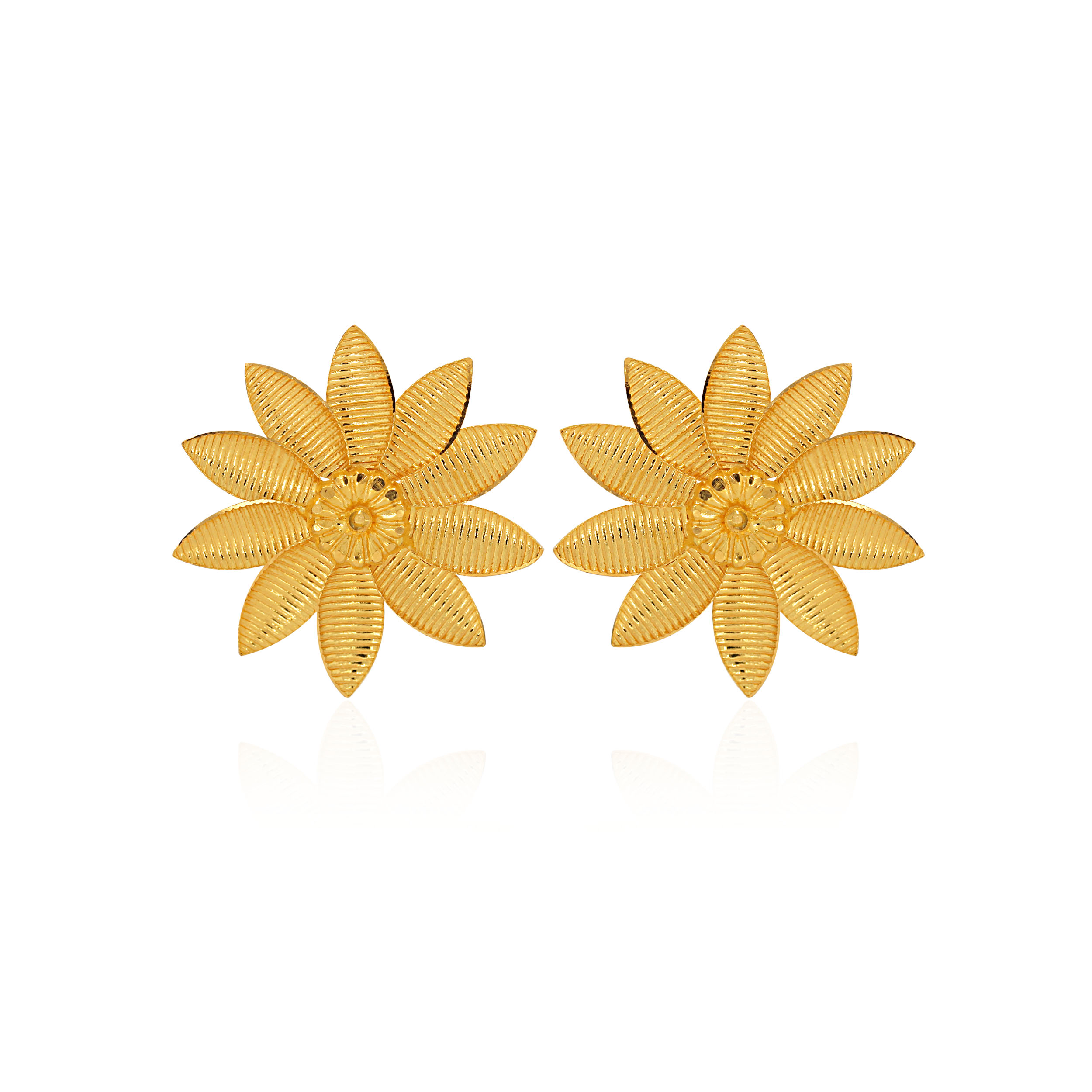 Admirable Bloom Gold Studs - Senco Gold and Diamonds