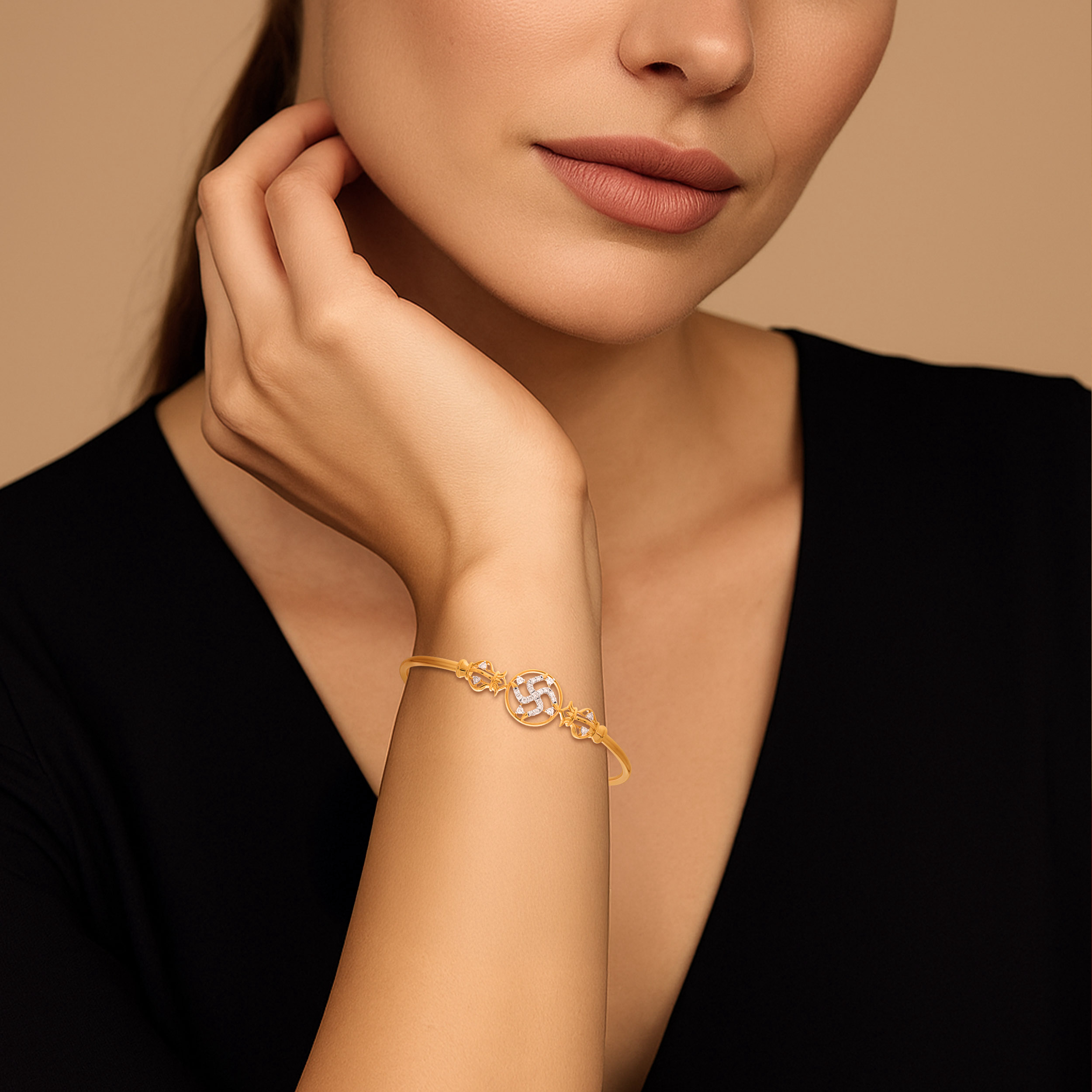 Swastik Harmony Diamond Noa Bangle - Senco Gold and Diamonds