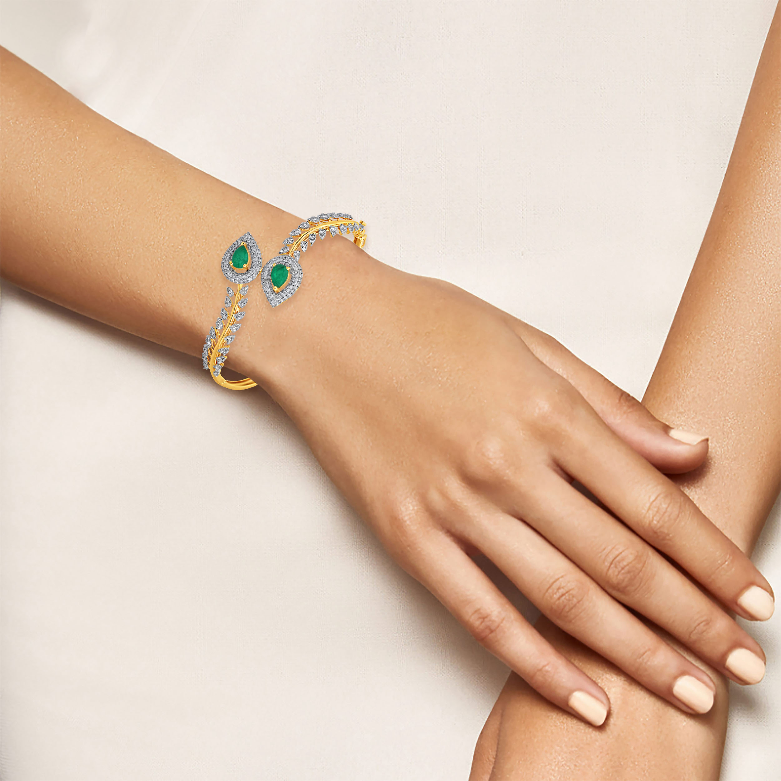 Lustrous Buds Diamond Bracelet - Senco Gold and Diamonds