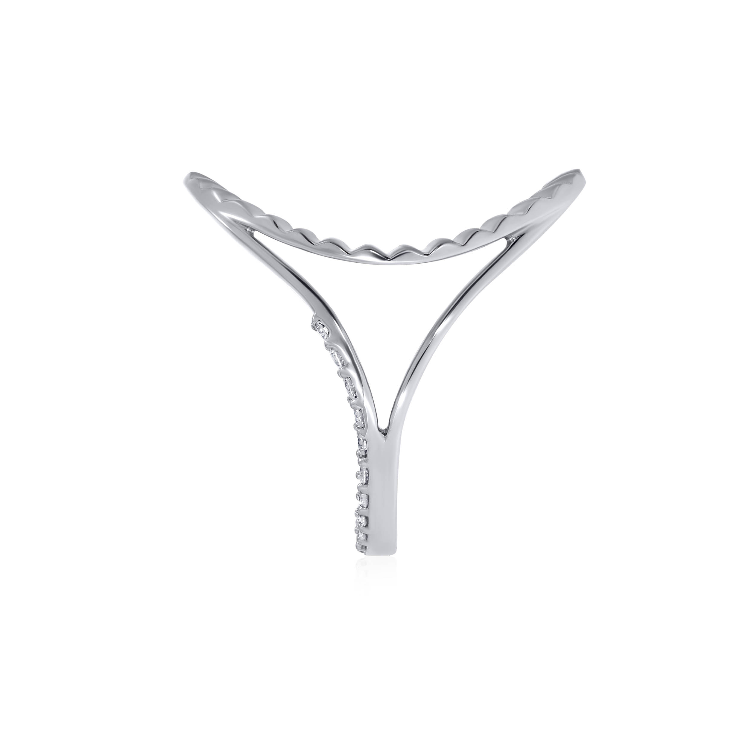 Elegant Ellipse Platinum Ring - Senco Gold and Diamonds