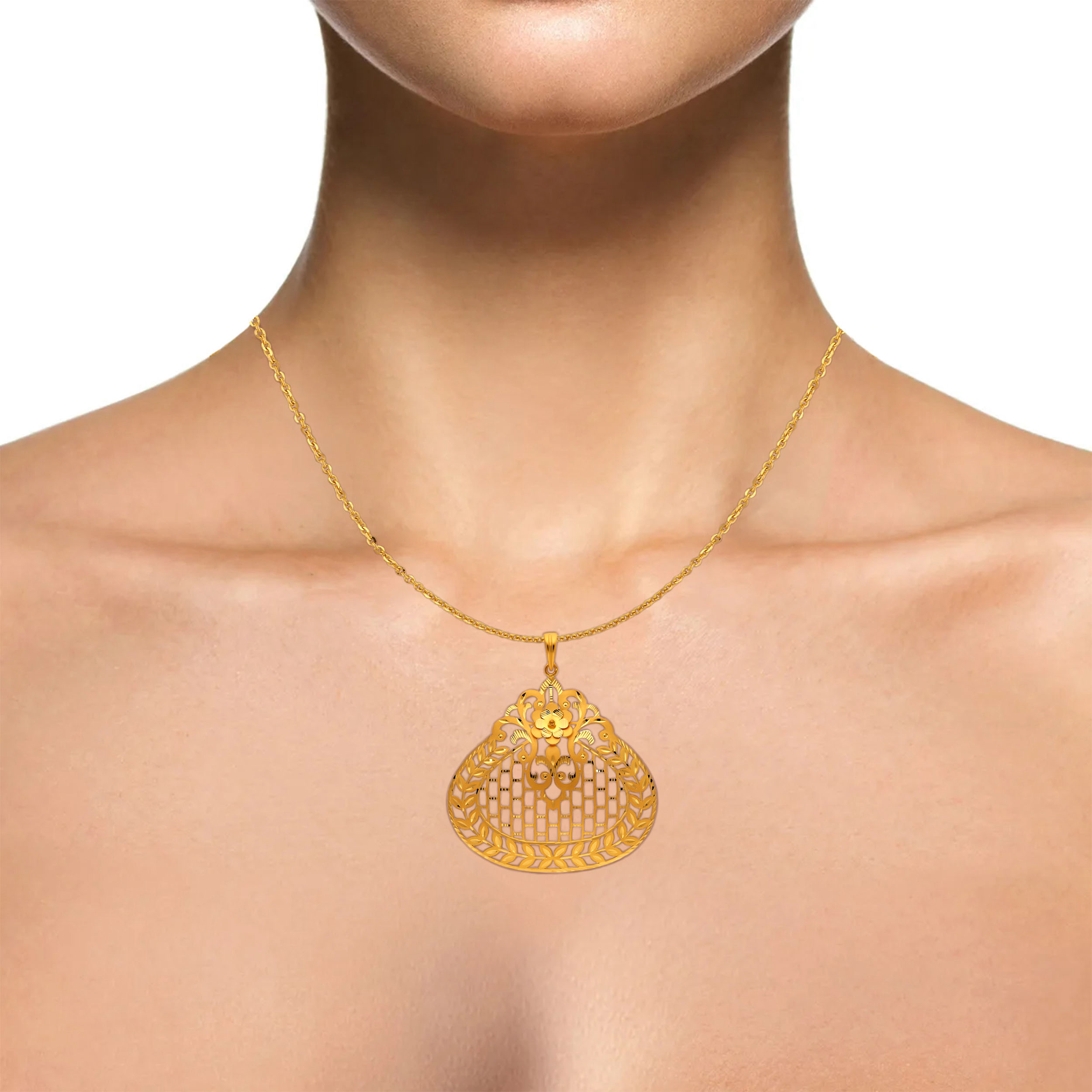 Regal Floral Lattice Gold Pendant - Senco Gold and Diamonds