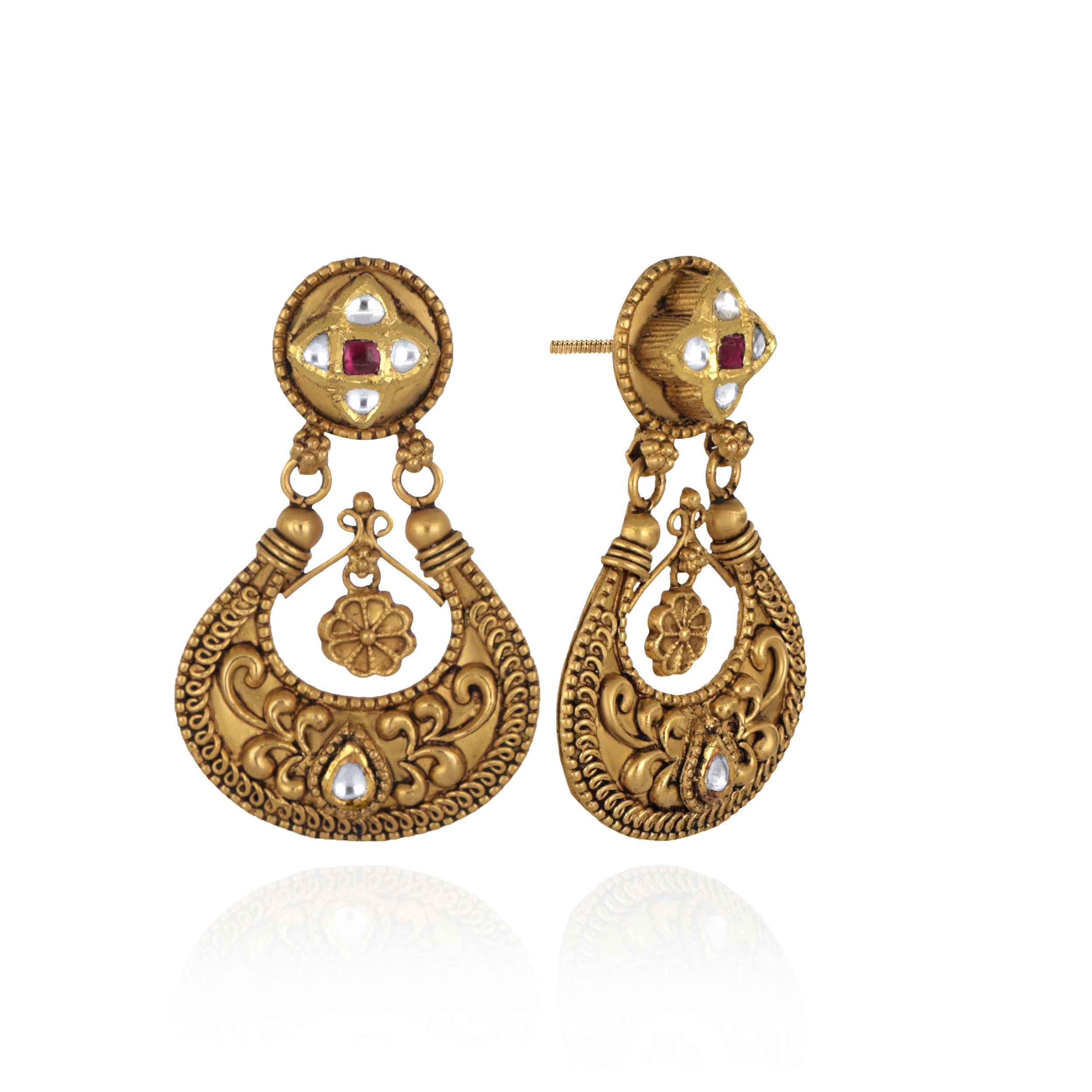 Antiqua Luminance Gold Earrings - Senco Gold and Diamonds
