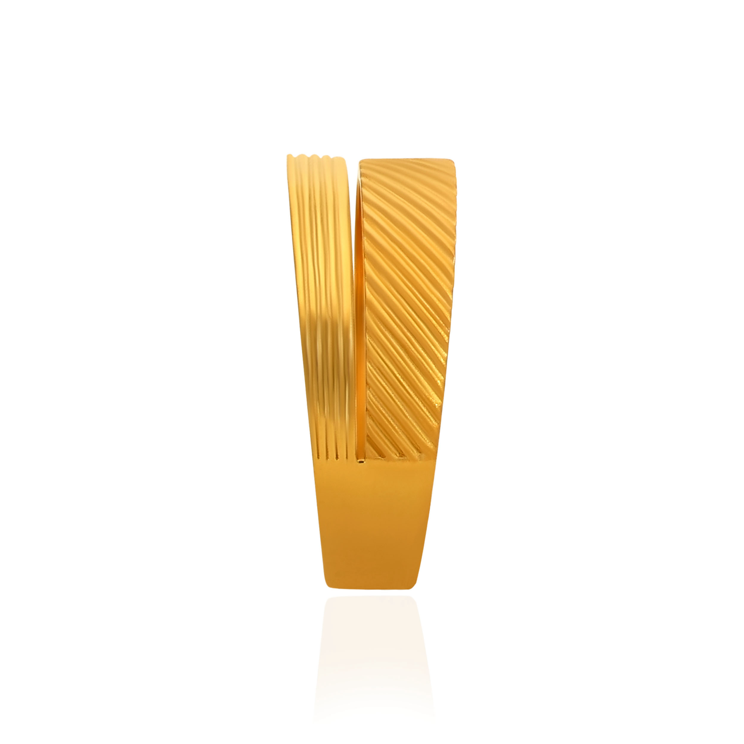 Edge-Cut Men's Gold Ring - Senco Gold and Diamonds