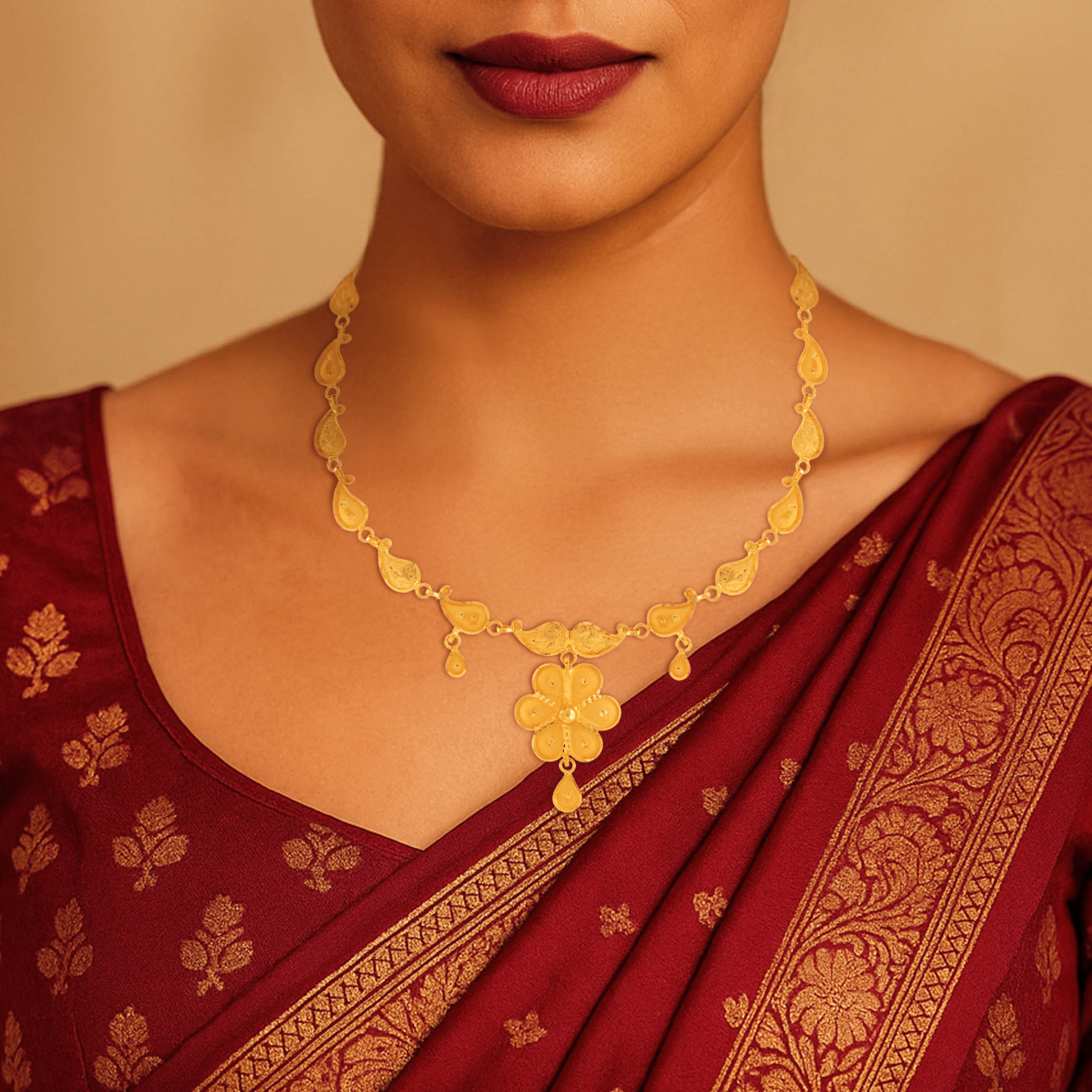 Petal Trail Gold Necklace - Senco Gold and Diamonds