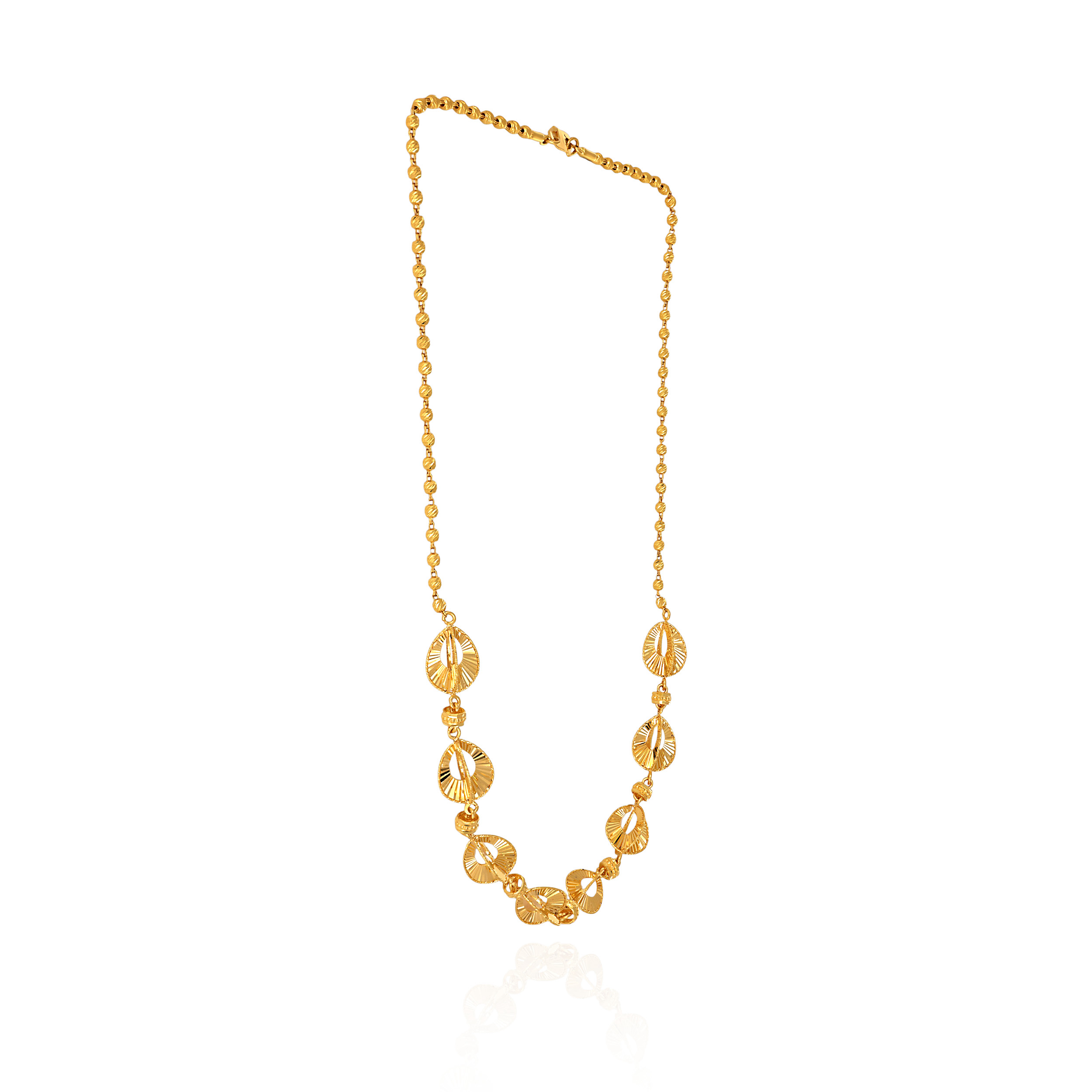 Lustrous Leaf Gold Chain - Senco Gold and Diamonds