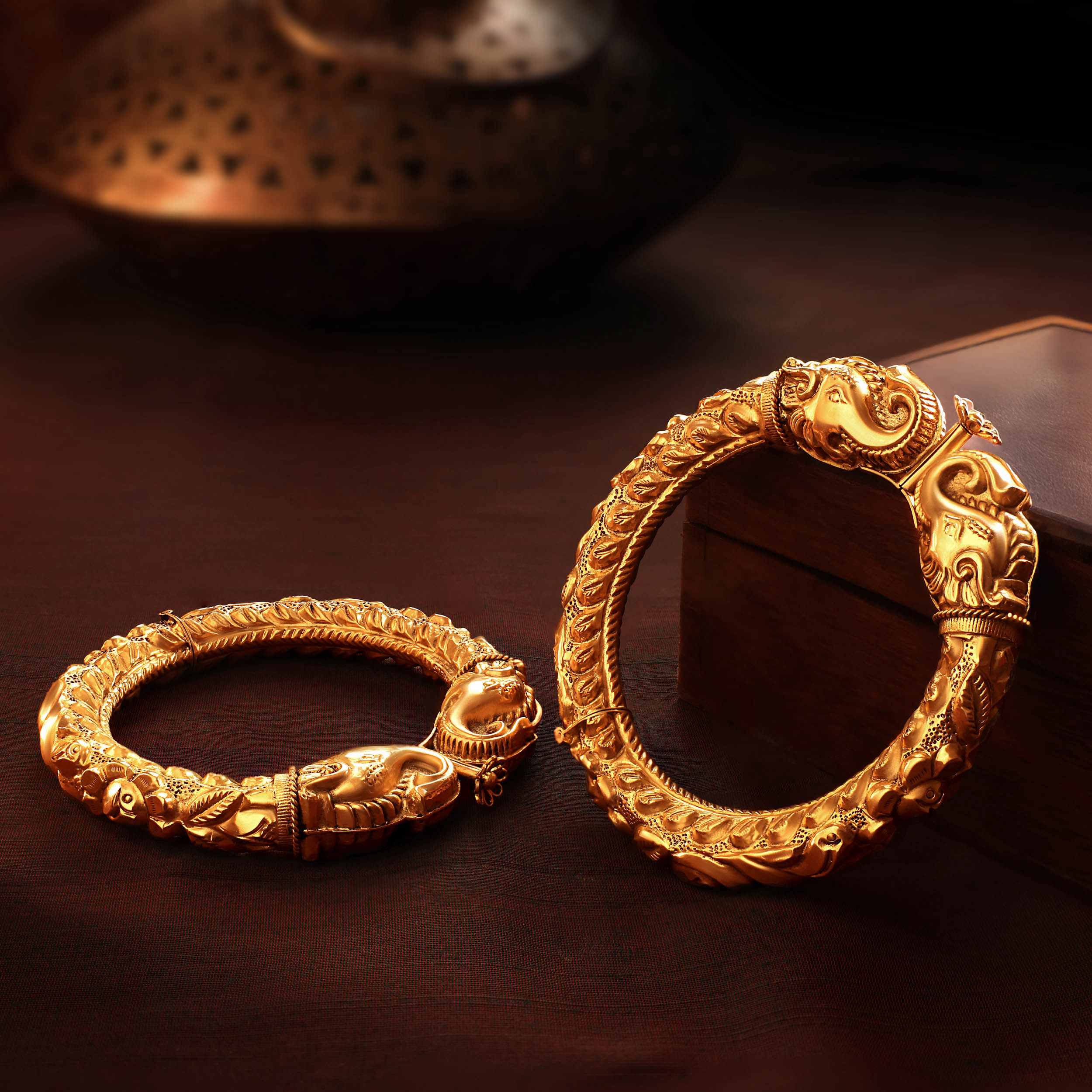 Heritage Tusker Mukh Gold Bangle - Senco Gold and Diamonds