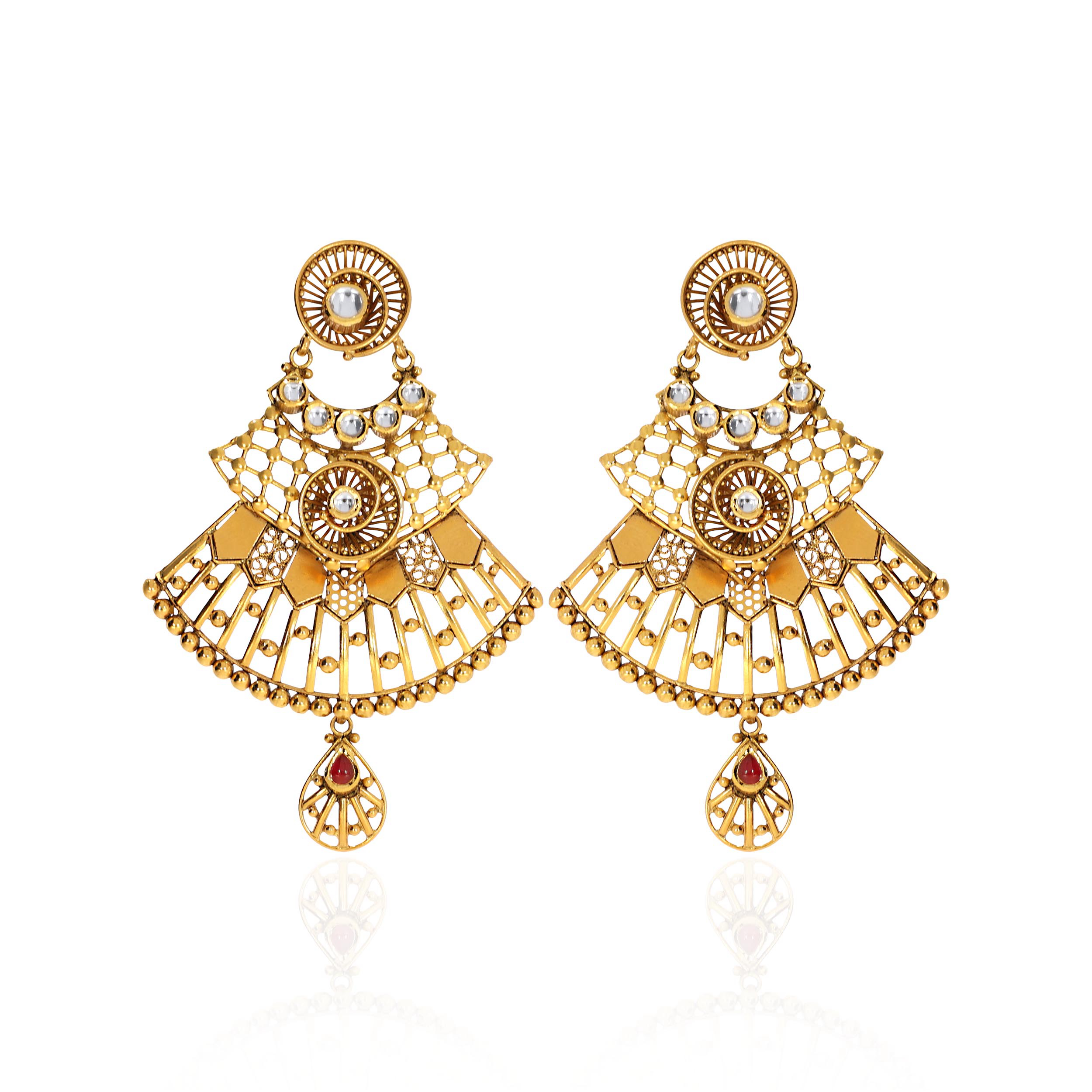 Ethnic Grandeur Kundan Drop Earrings - Senco Gold and Diamonds