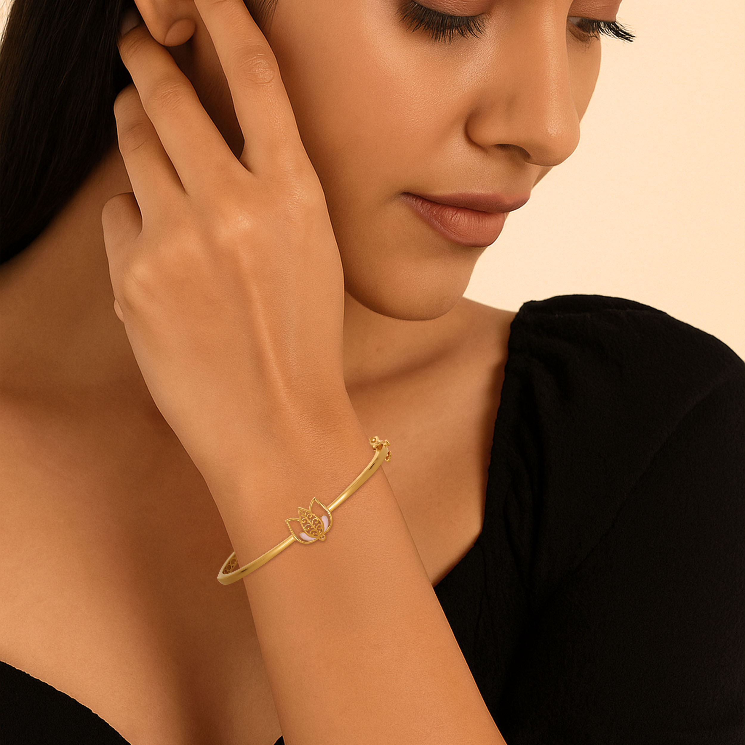 Lotus Lineage Gold Chur - Senco Gold and Diamonds