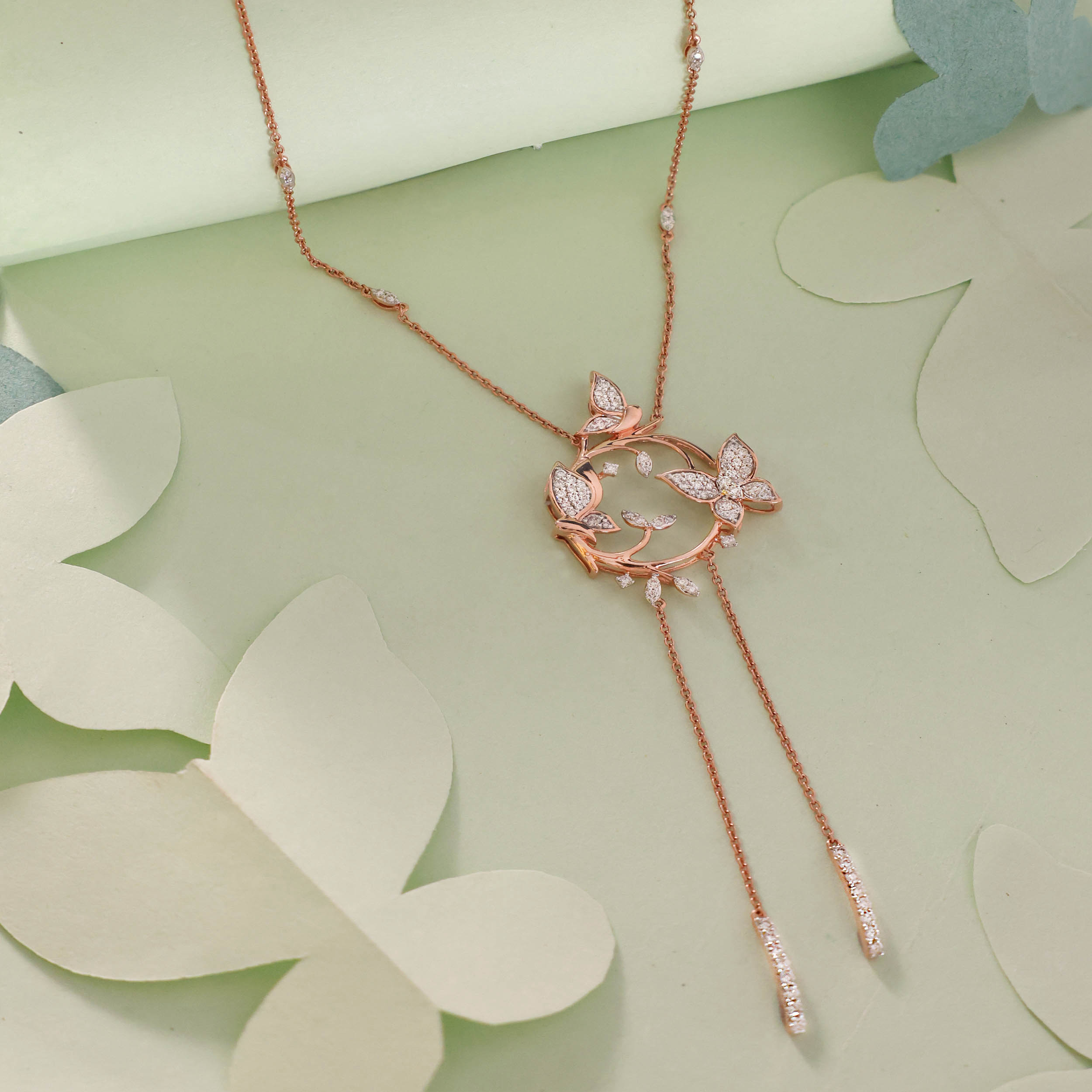 Circle of Beauty Diamond Chain Pendant - Senco Gold and Diamonds