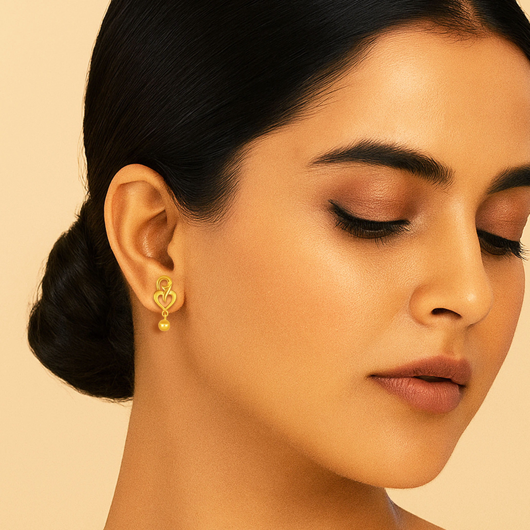 Heart & Swirl Gold Drop Earrings - Senco Gold and Diamonds